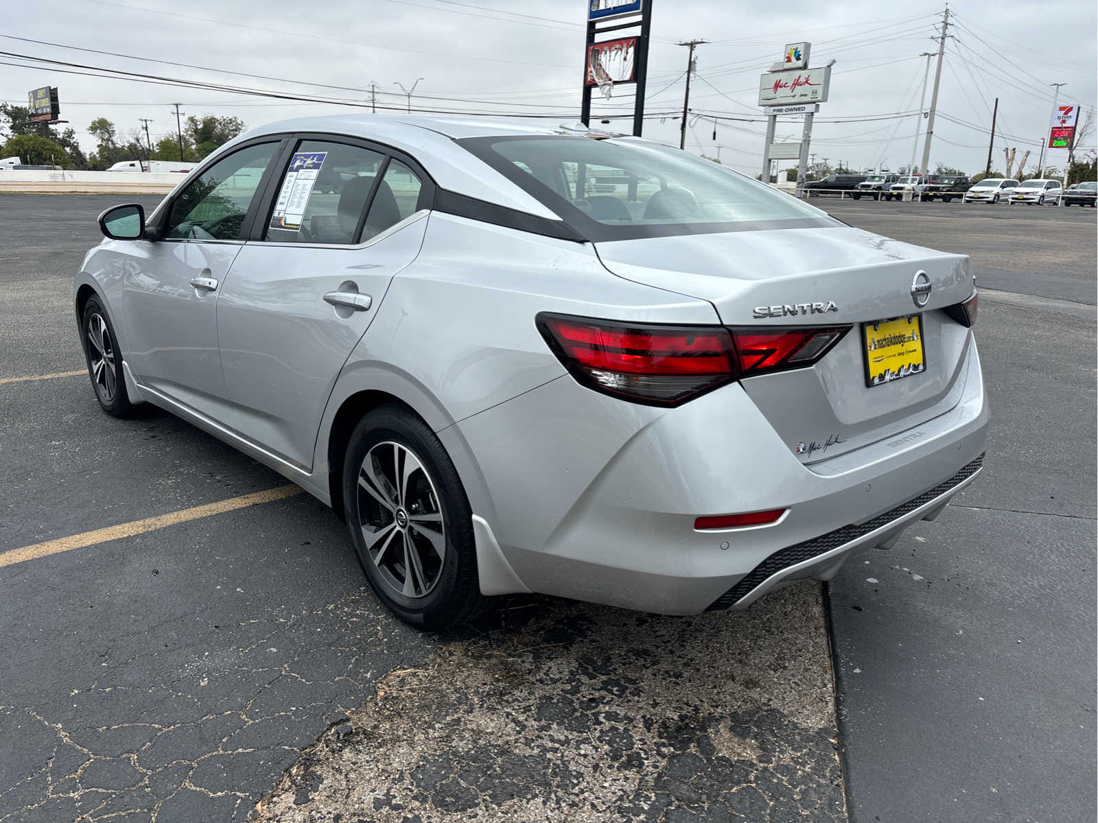 2022 Nissan Sentra SV 9