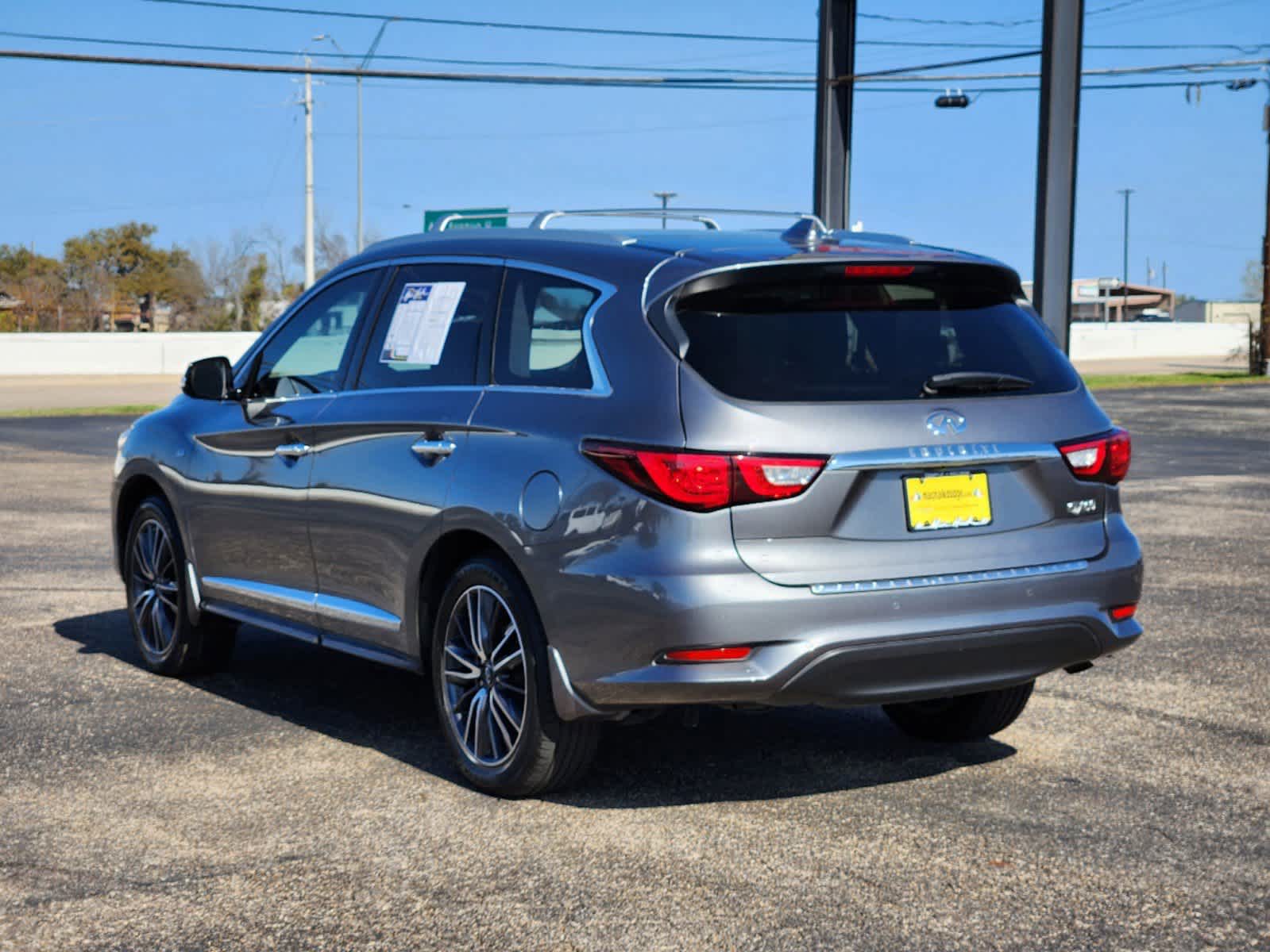 2017 INFINITI QX60  7