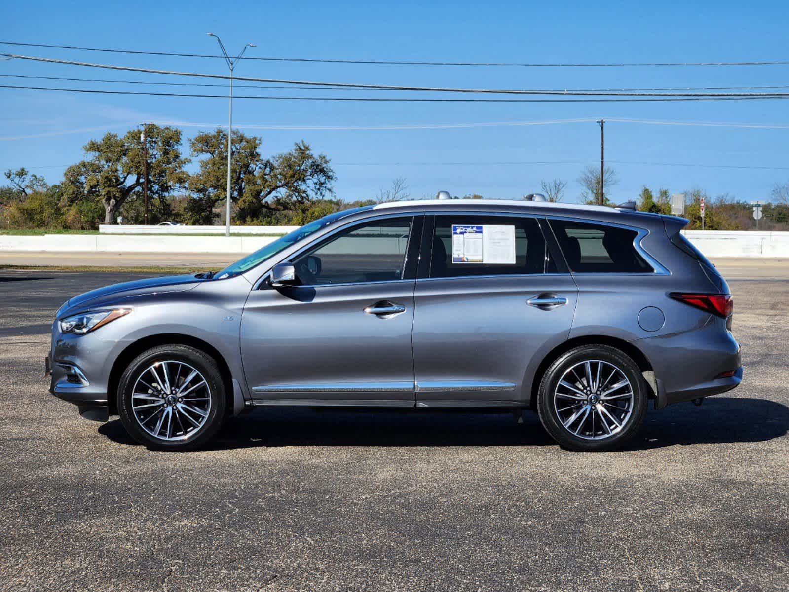 2017 INFINITI QX60  4