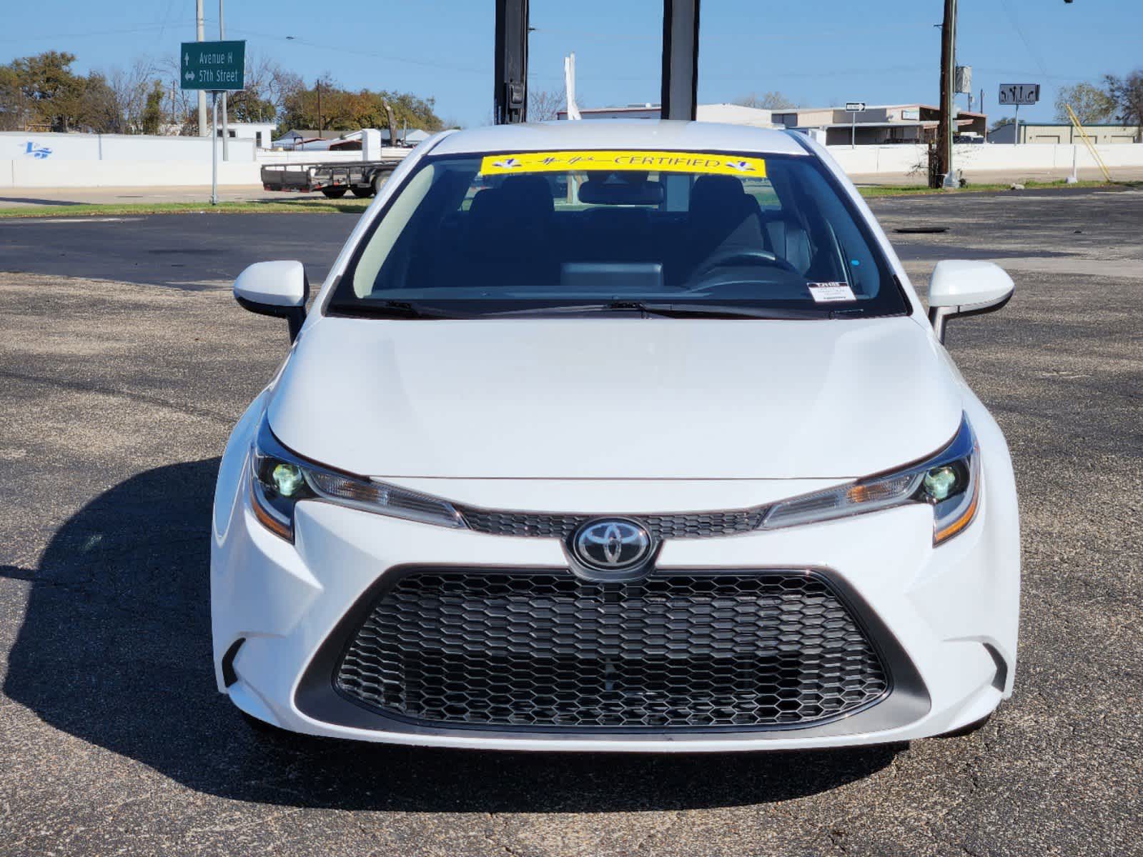 2022 Toyota Corolla LE 2