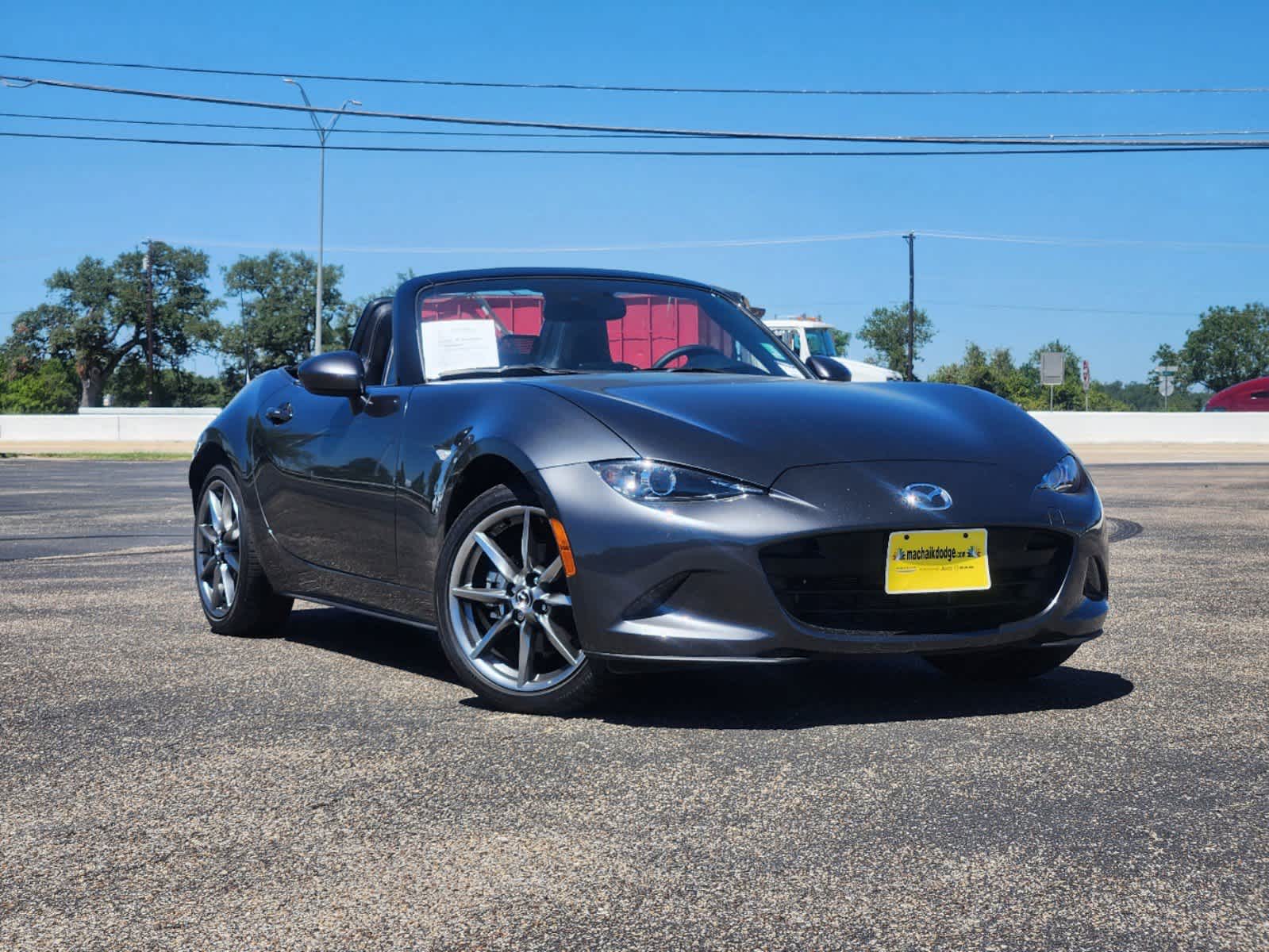 2022 Mazda MX-5 Miata Grand Touring 1