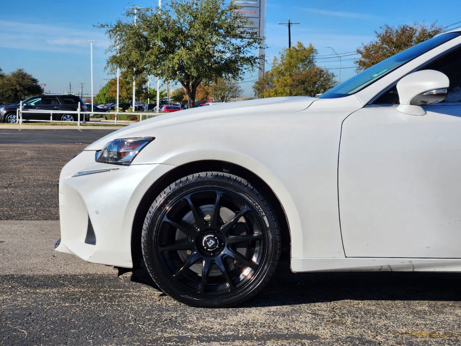 2017 Lexus IS IS Turbo 9