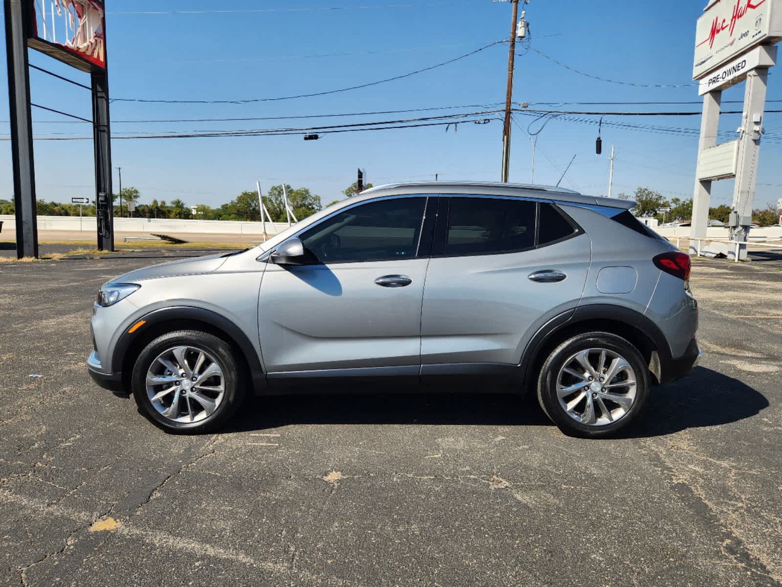 2023 Buick Encore GX Essence 3