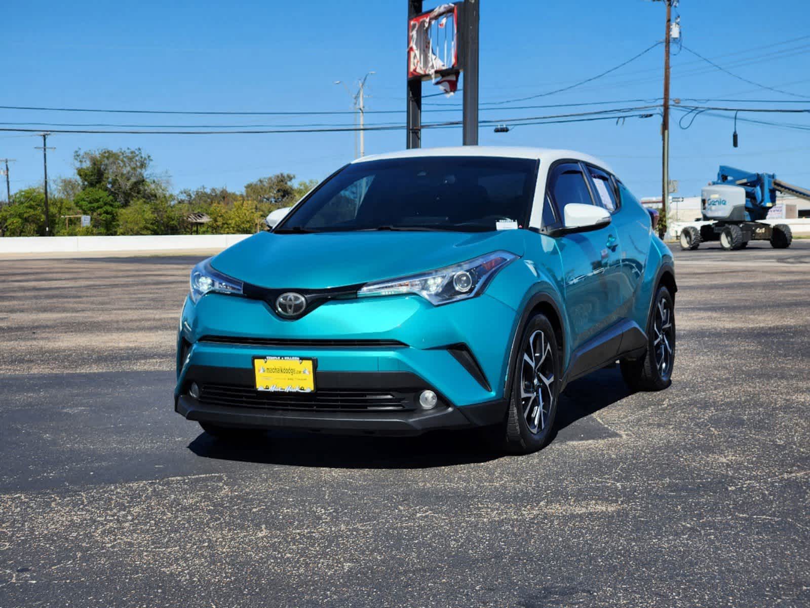 2018 Toyota C-HR XLE Premium 3