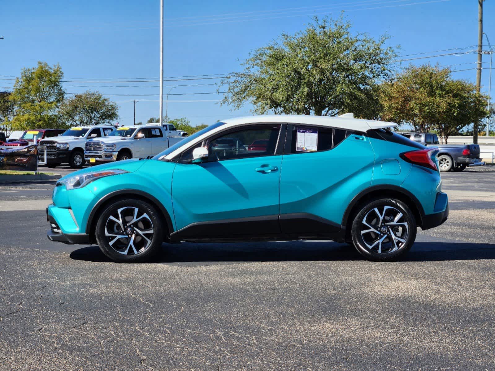 2018 Toyota C-HR XLE Premium 4