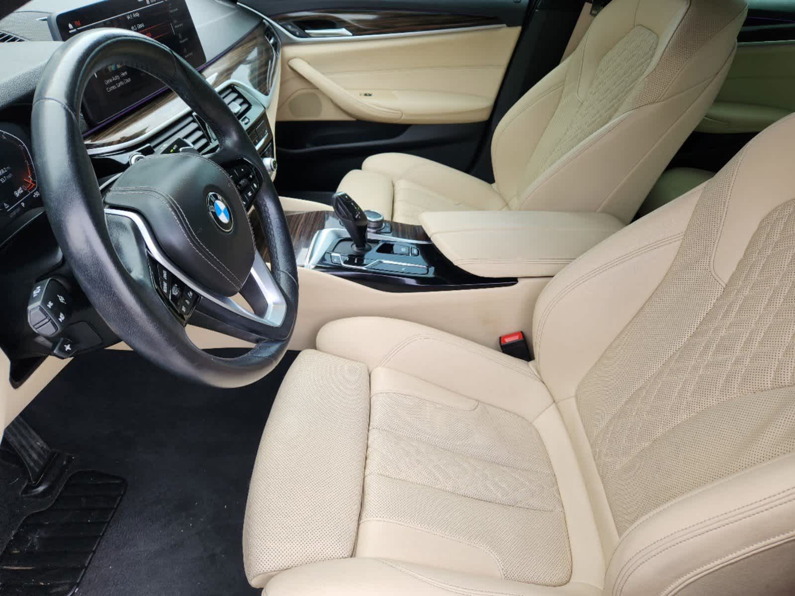 2022 BMW 5 Series 530i 13