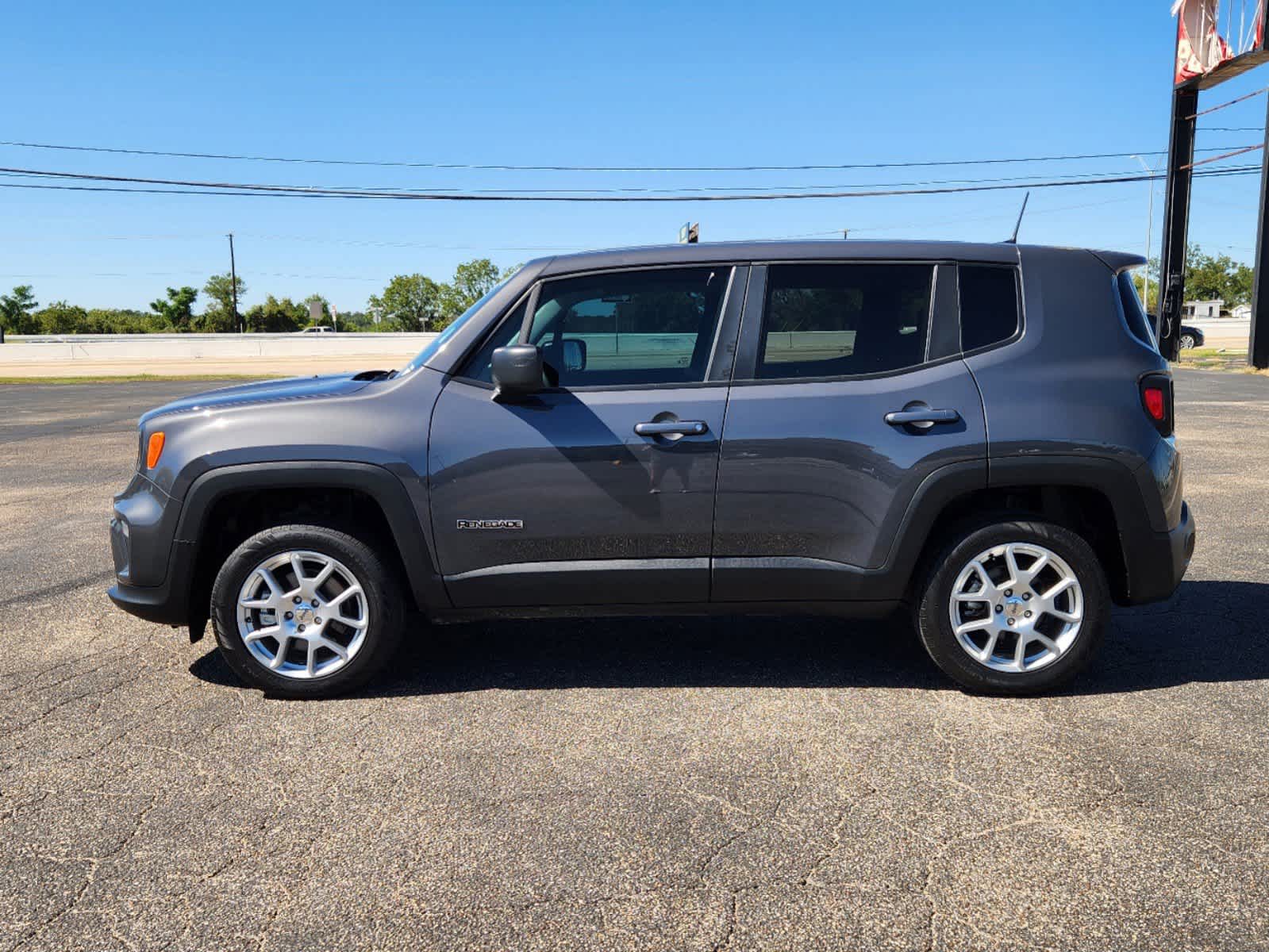 2023 Jeep Renegade Latitude 3