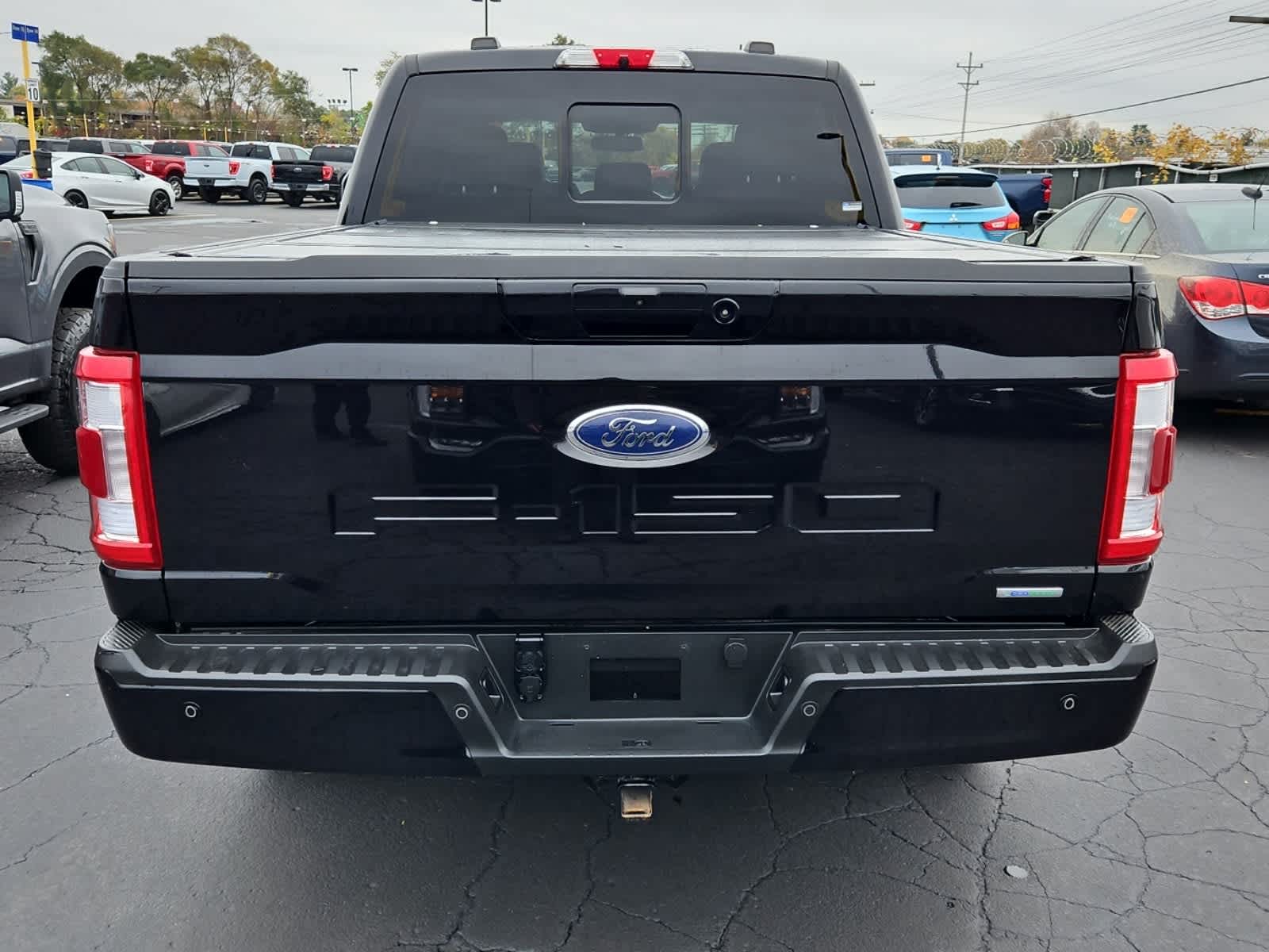 2022 Ford F-150 LARIAT 4WD SuperCrew 5.5 Box 4