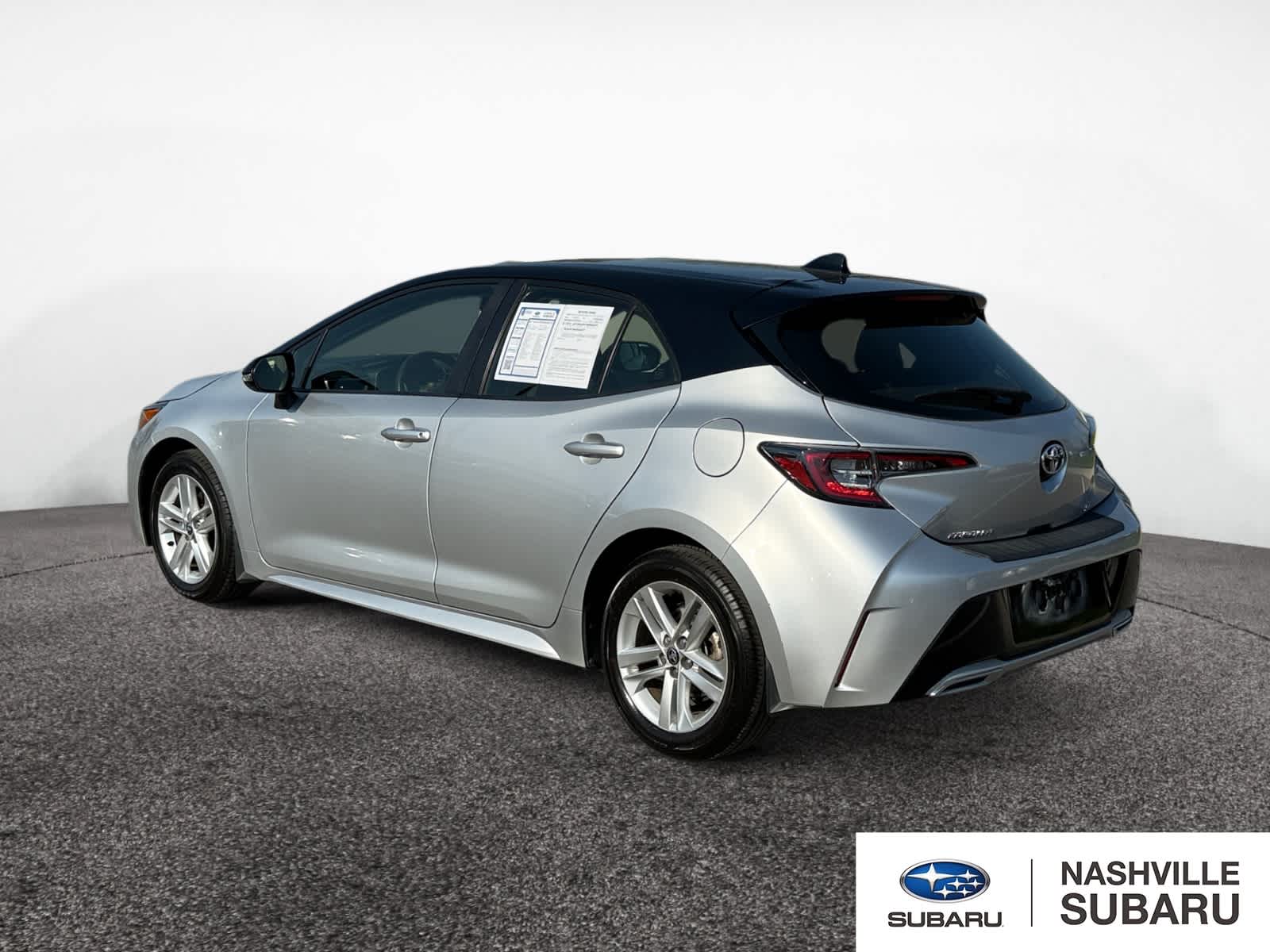 View vehicle photo 3