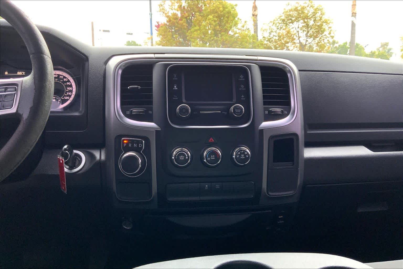car-gallery-32
