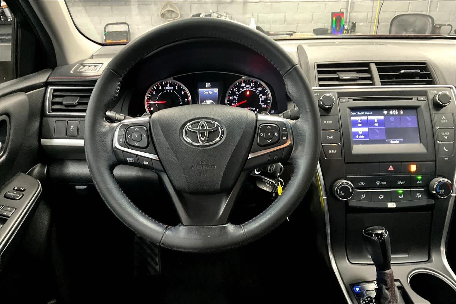 View vehicle photo 5