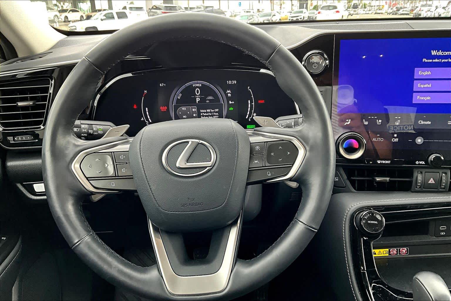 View vehicle photo 5