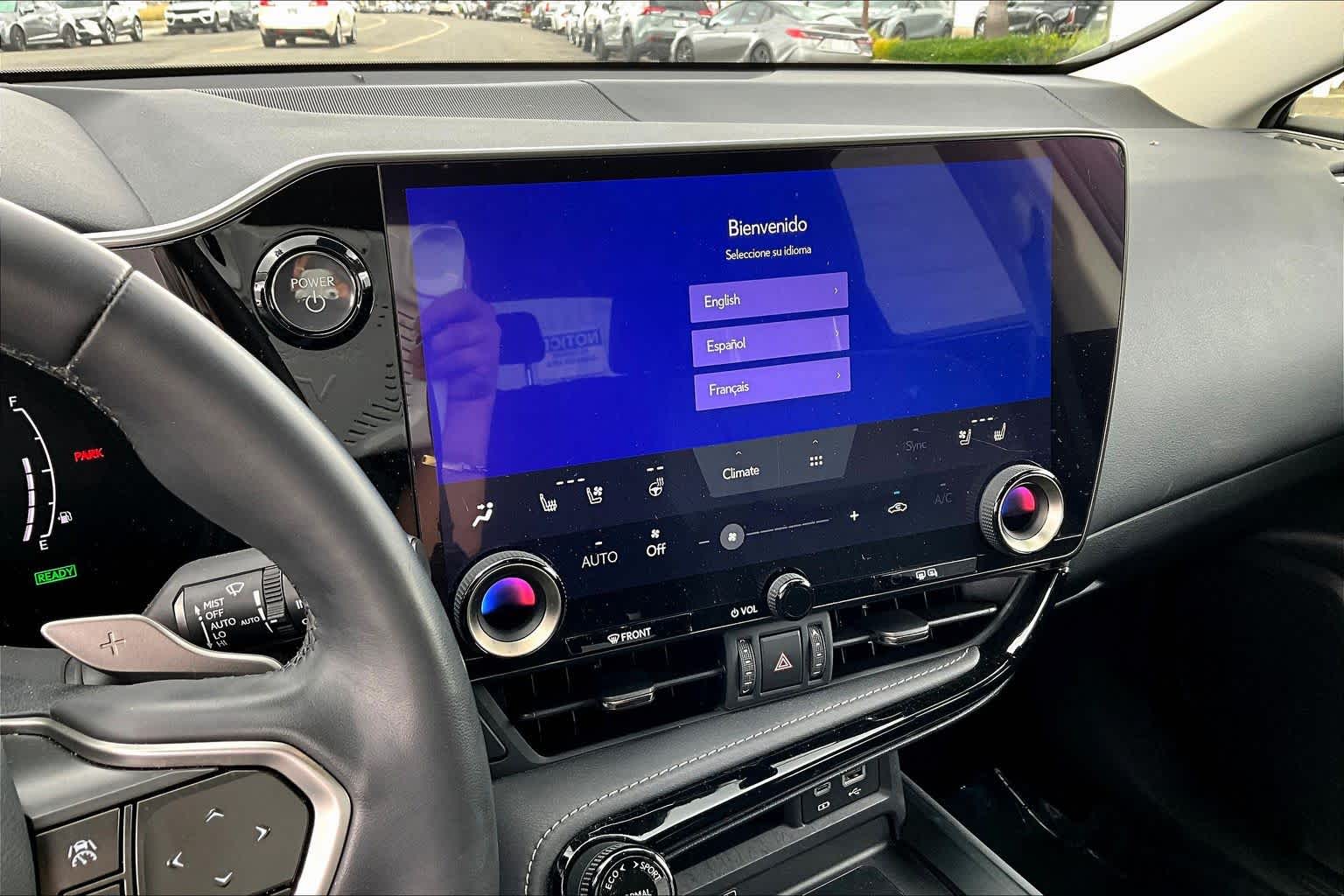 View vehicle photo 6