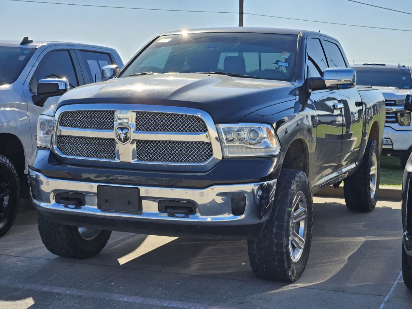 2018 Ram 1500 Lone Star Silver 4x2 Crew Cab 57 Box 2