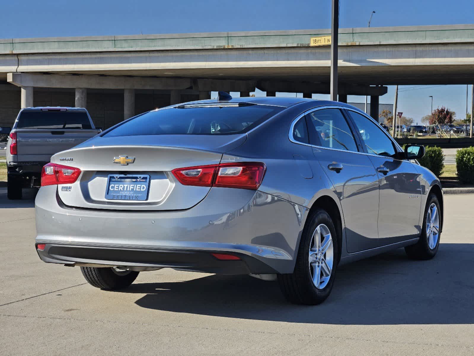 2025 Chevrolet Malibu LS 4