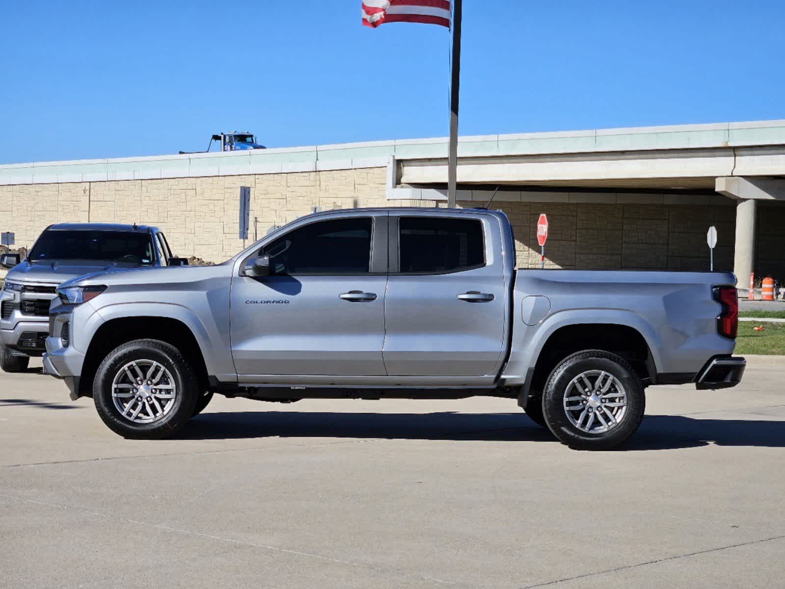 2024 Chevrolet Colorado 2WD LT Crew Cab 5