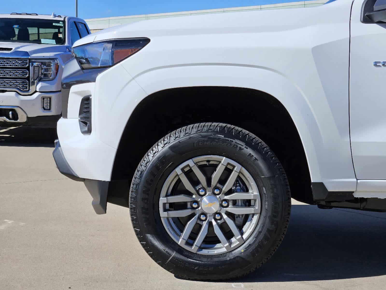 2024 Chevrolet Colorado 2WD LT Crew Cab 10