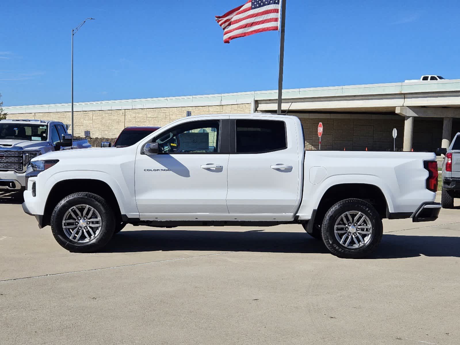 2024 Chevrolet Colorado 2WD LT Crew Cab 5