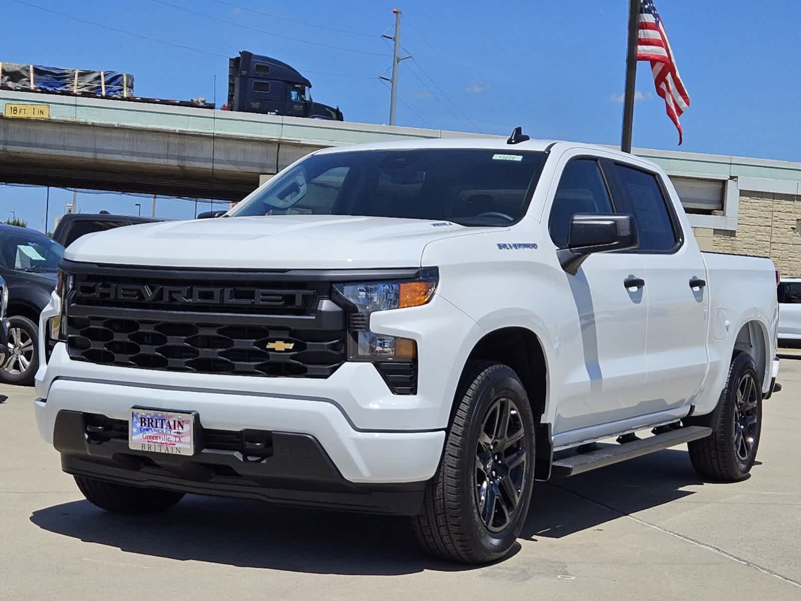 2024 Chevrolet Silverado 1500 Custom 2WD Crew Cab 147 2