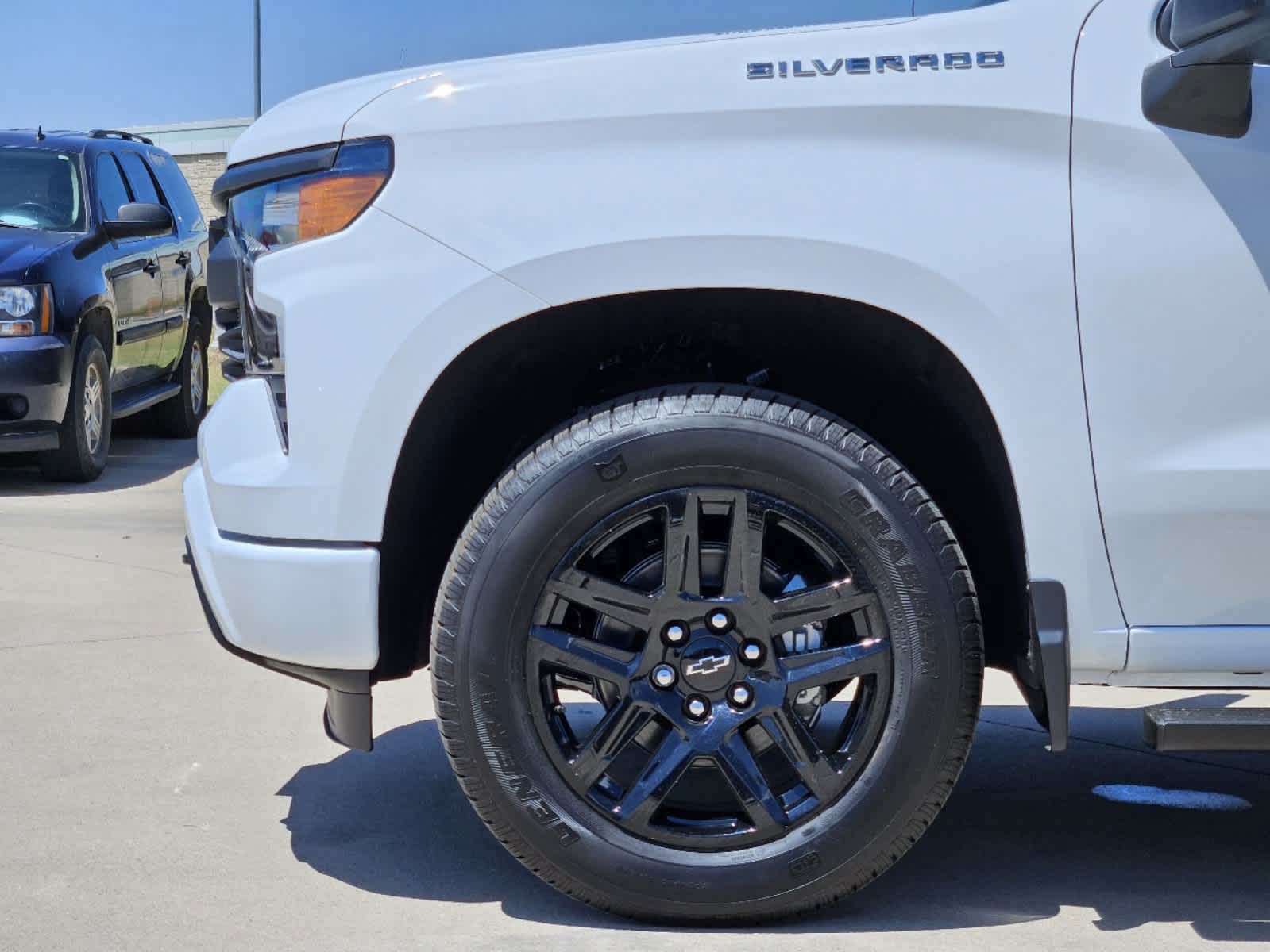 2024 Chevrolet Silverado 1500 Custom 2WD Crew Cab 147 11