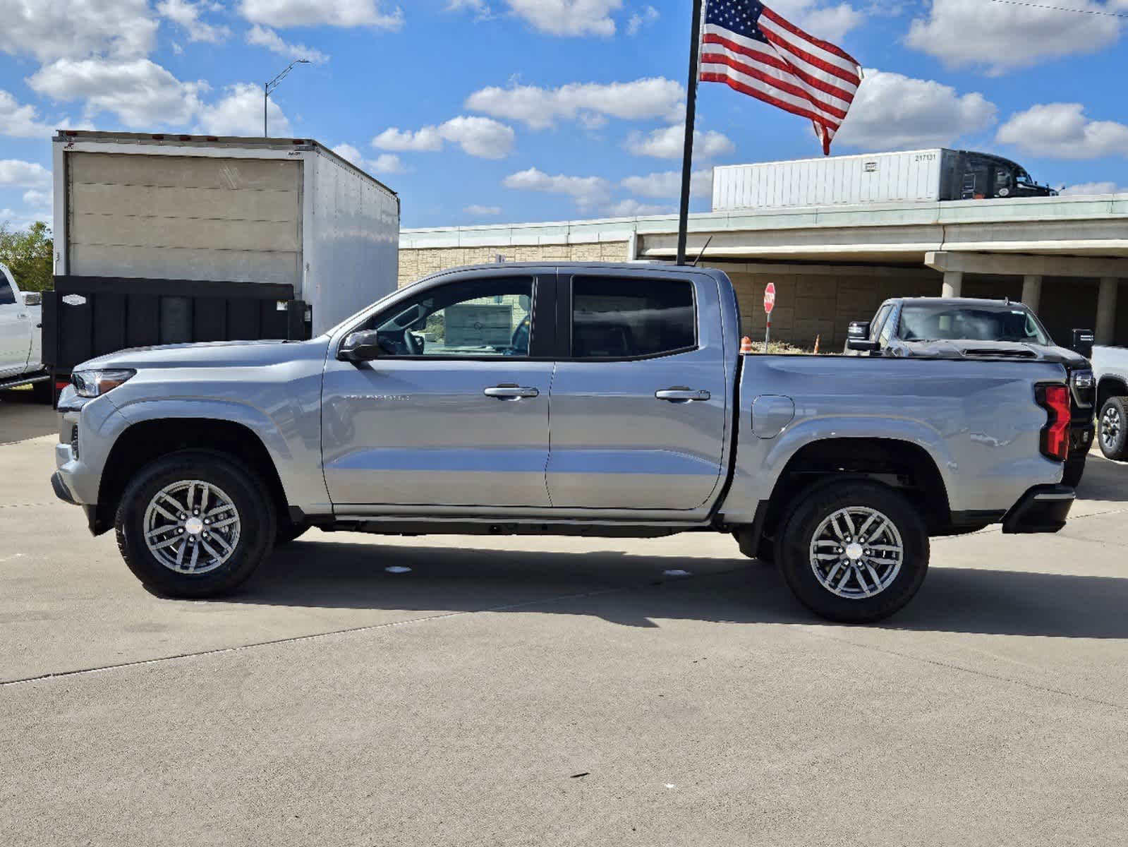 2024 Chevrolet Colorado 2WD LT Crew Cab 5