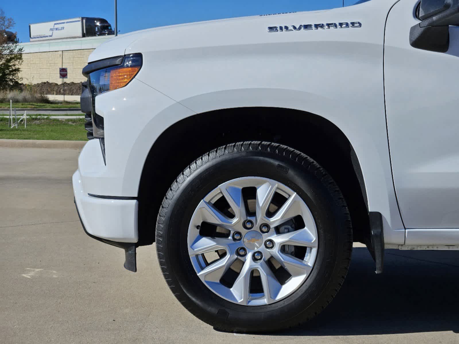 2024 Chevrolet Silverado 1500 Custom 2WD Double Cab 147 10