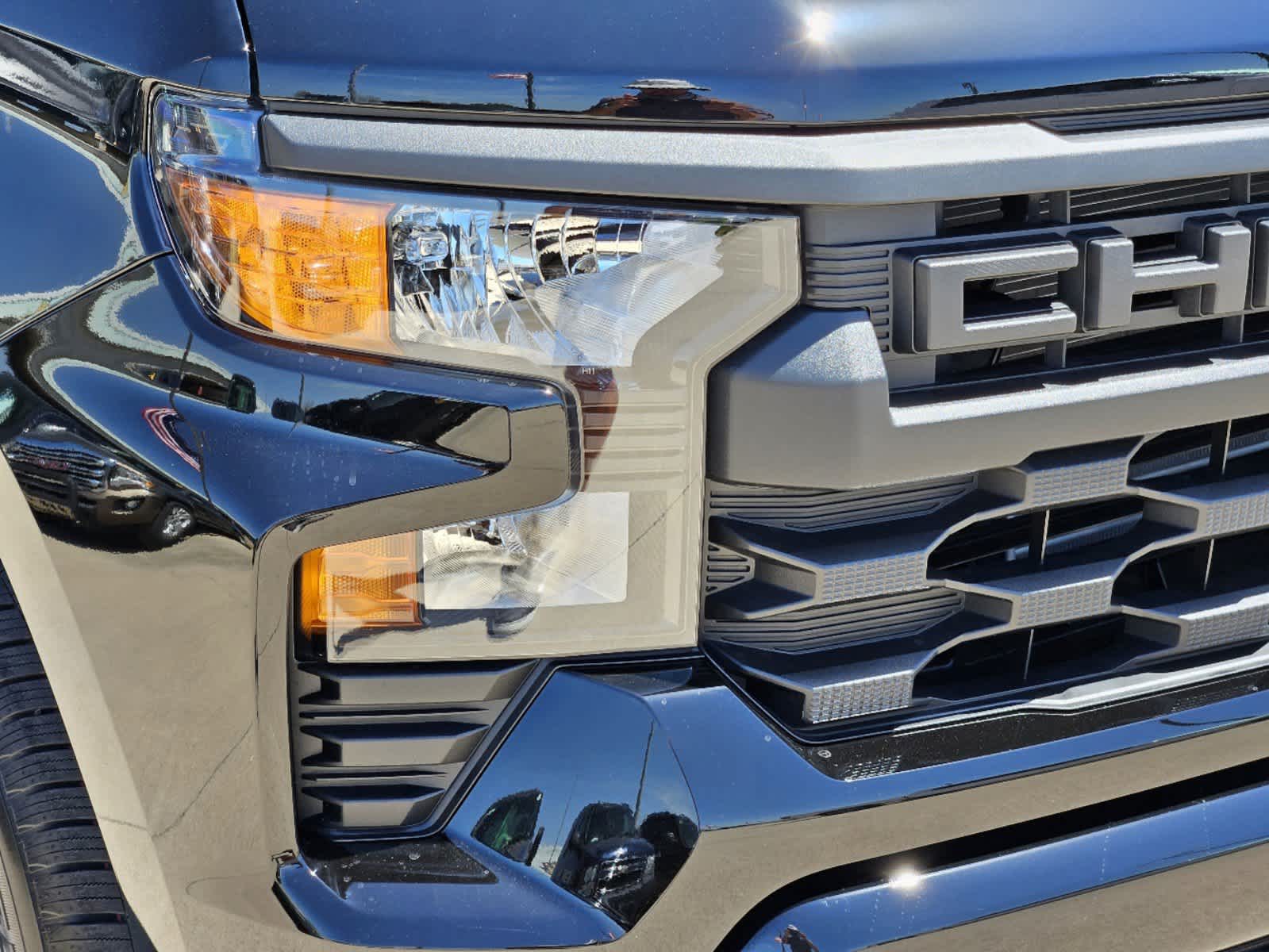 2024 Chevrolet Silverado 1500 Custom 4WD Double Cab 147 10