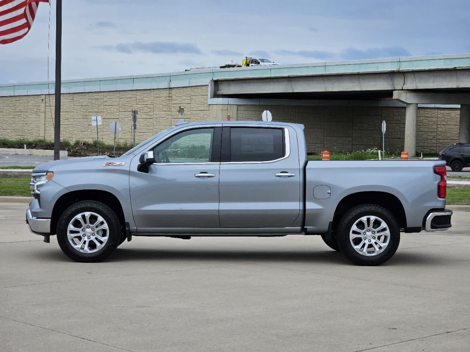 2024 Chevrolet Silverado 1500 LTZ 4WD Crew Cab 147 5