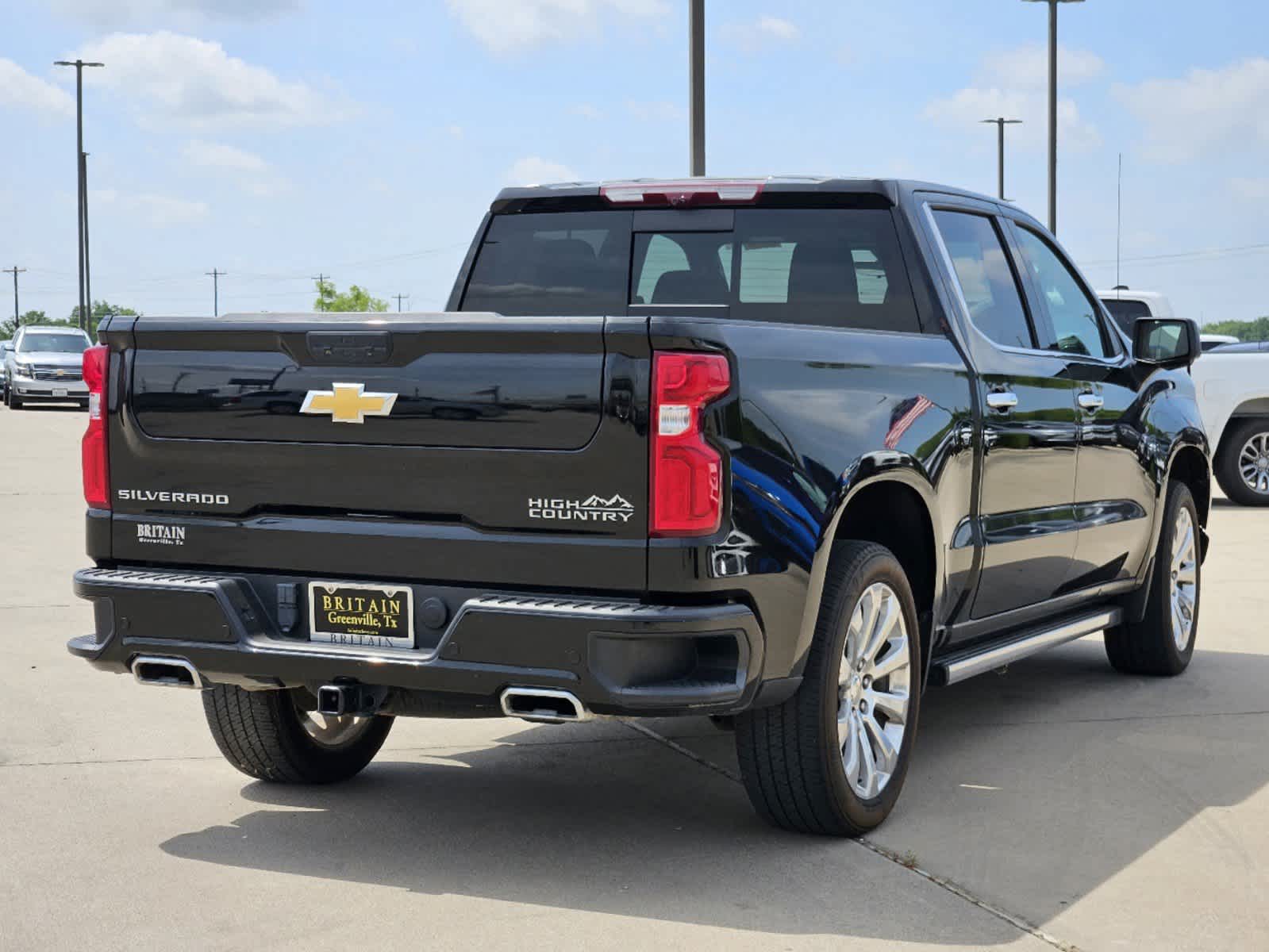 2022 Chevrolet Silverado 1500 LTD High Country 4WD Crew Cab 157 6