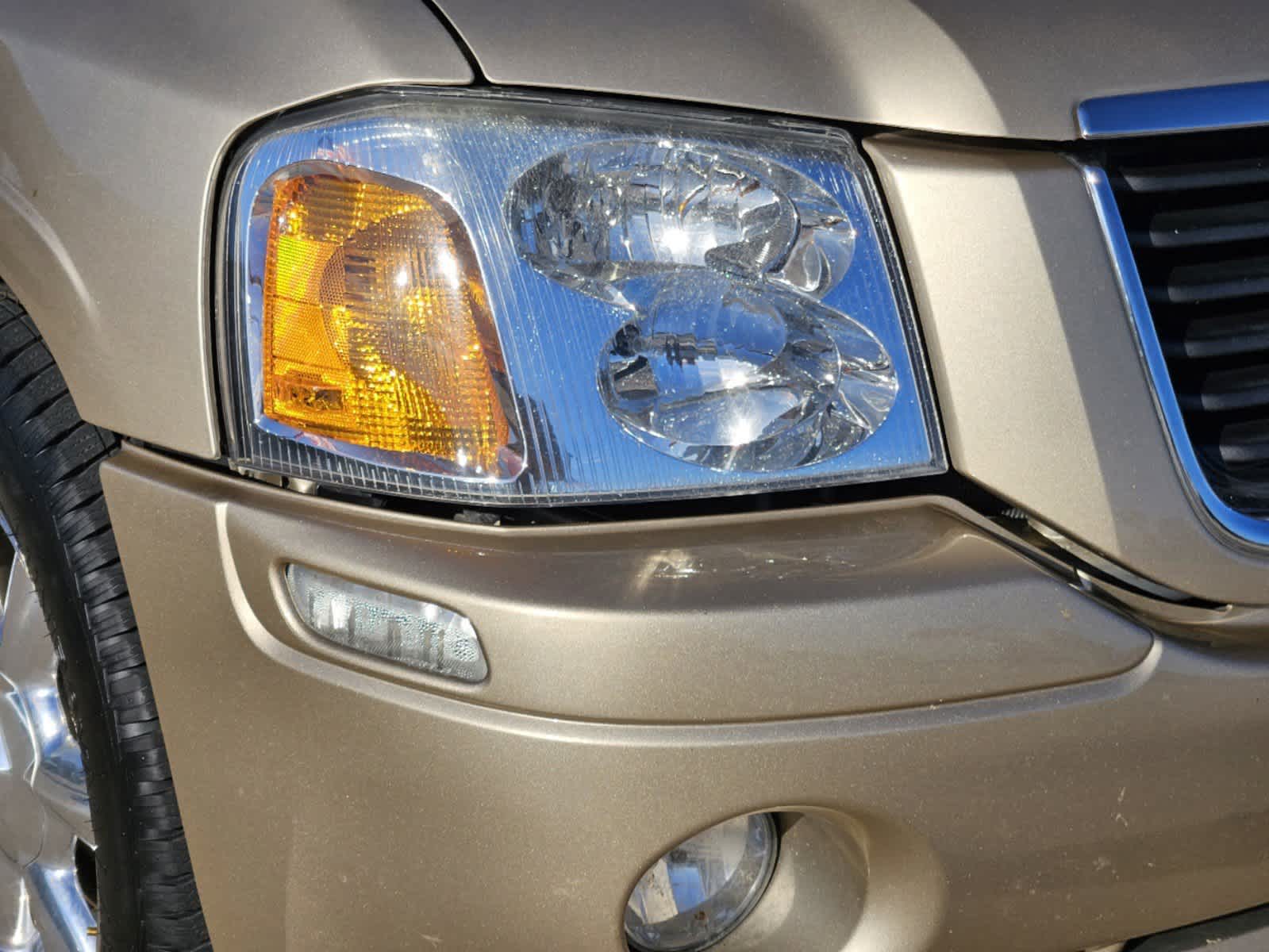 2004 GMC Envoy SLT 11