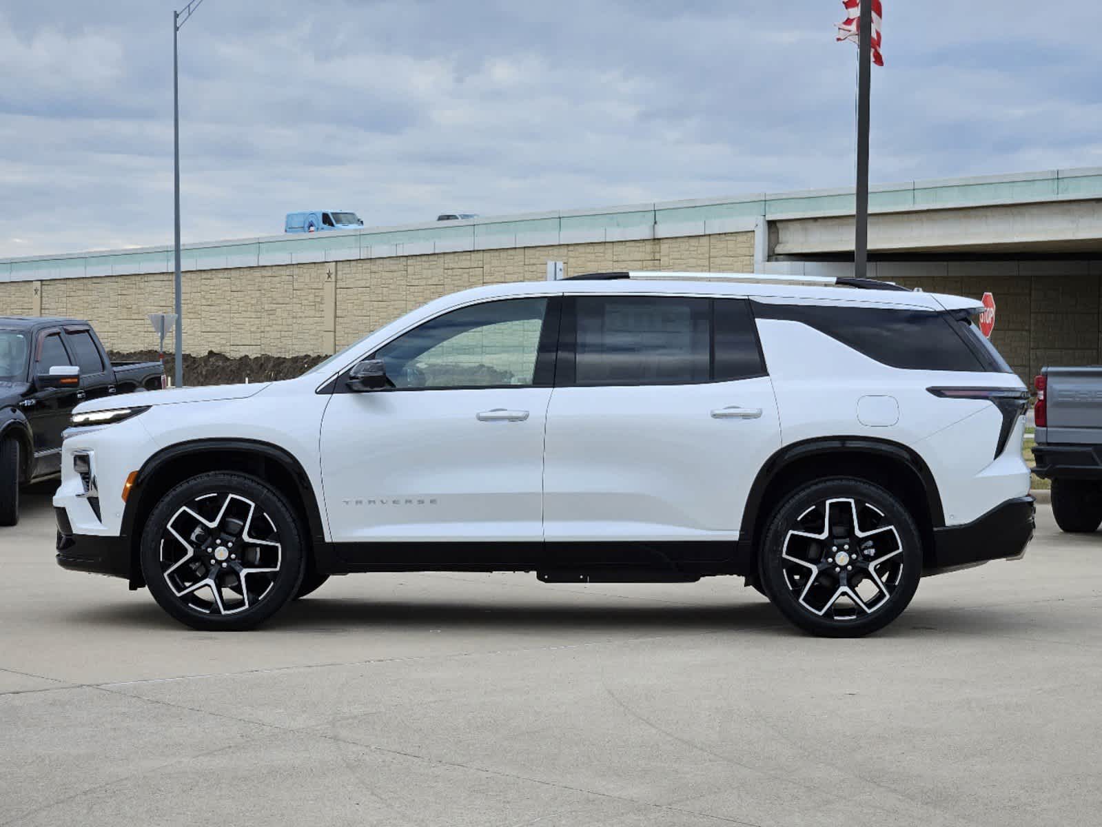 2025 Chevrolet Traverse FWD High Country 5