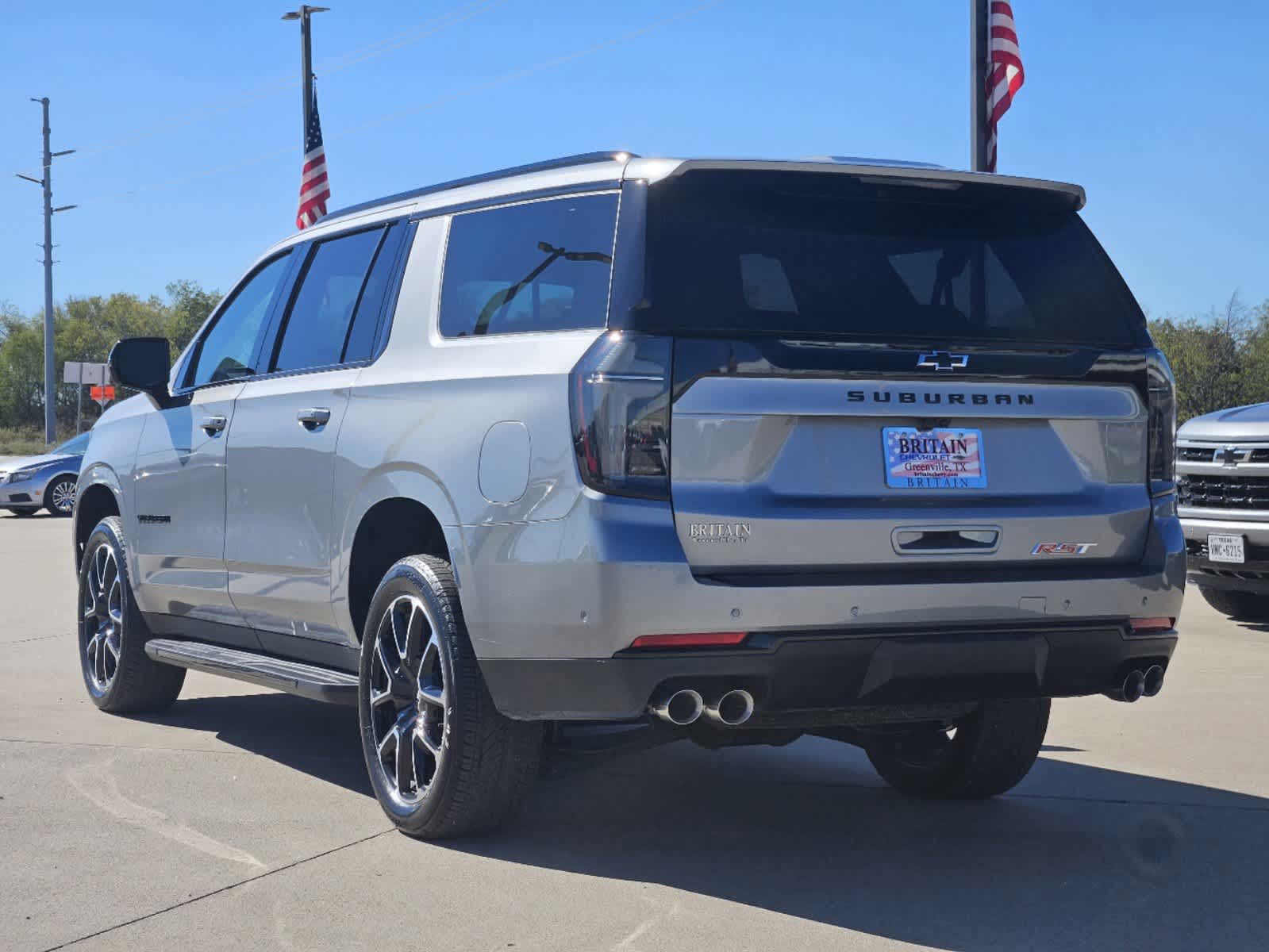 2025 Chevrolet Suburban RST 3