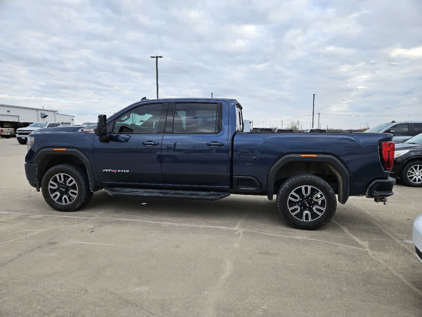 2021 GMC Sierra 2500HD AT4 4WD Crew Cab 159 3