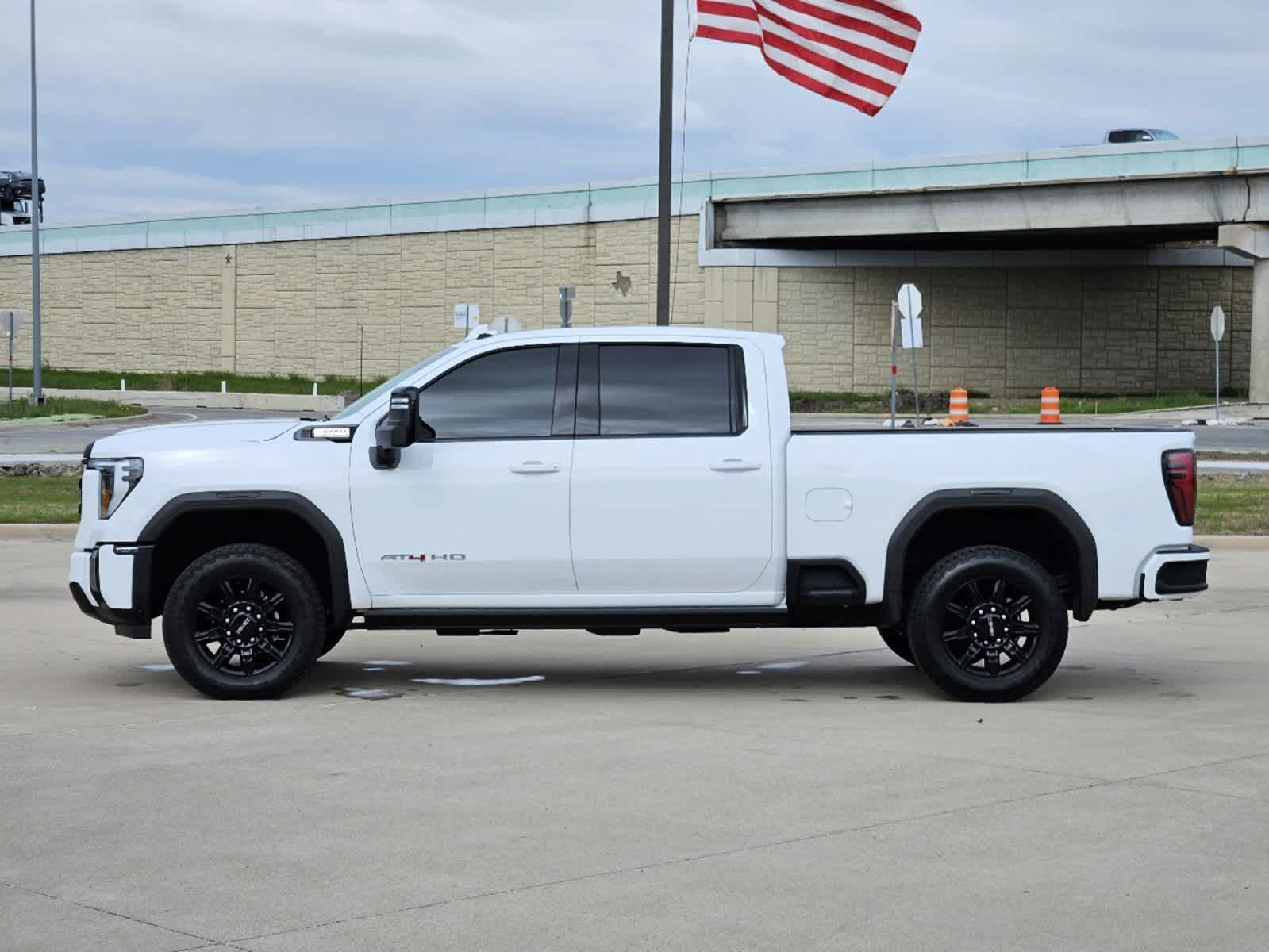 2024 GMC Sierra 2500HD AT4 4WD Crew Cab 159 7