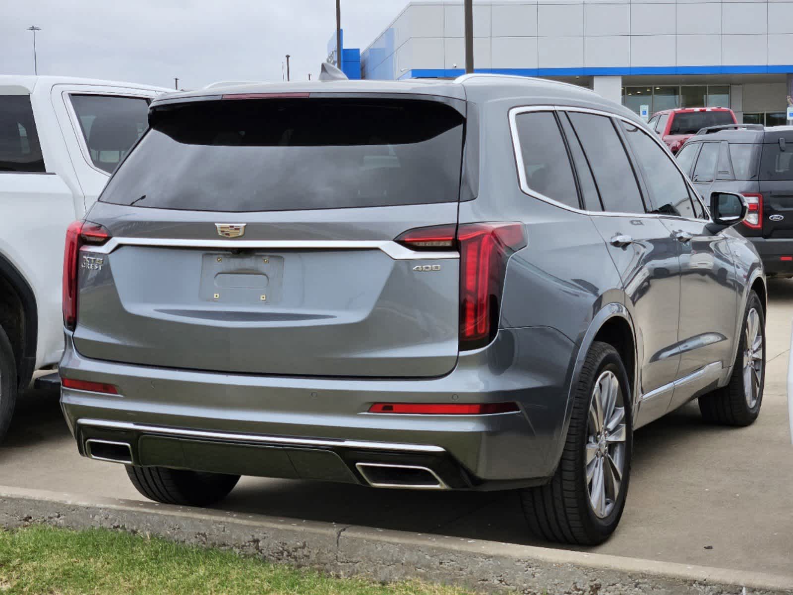 2022 Cadillac XT6 Premium Luxury 4