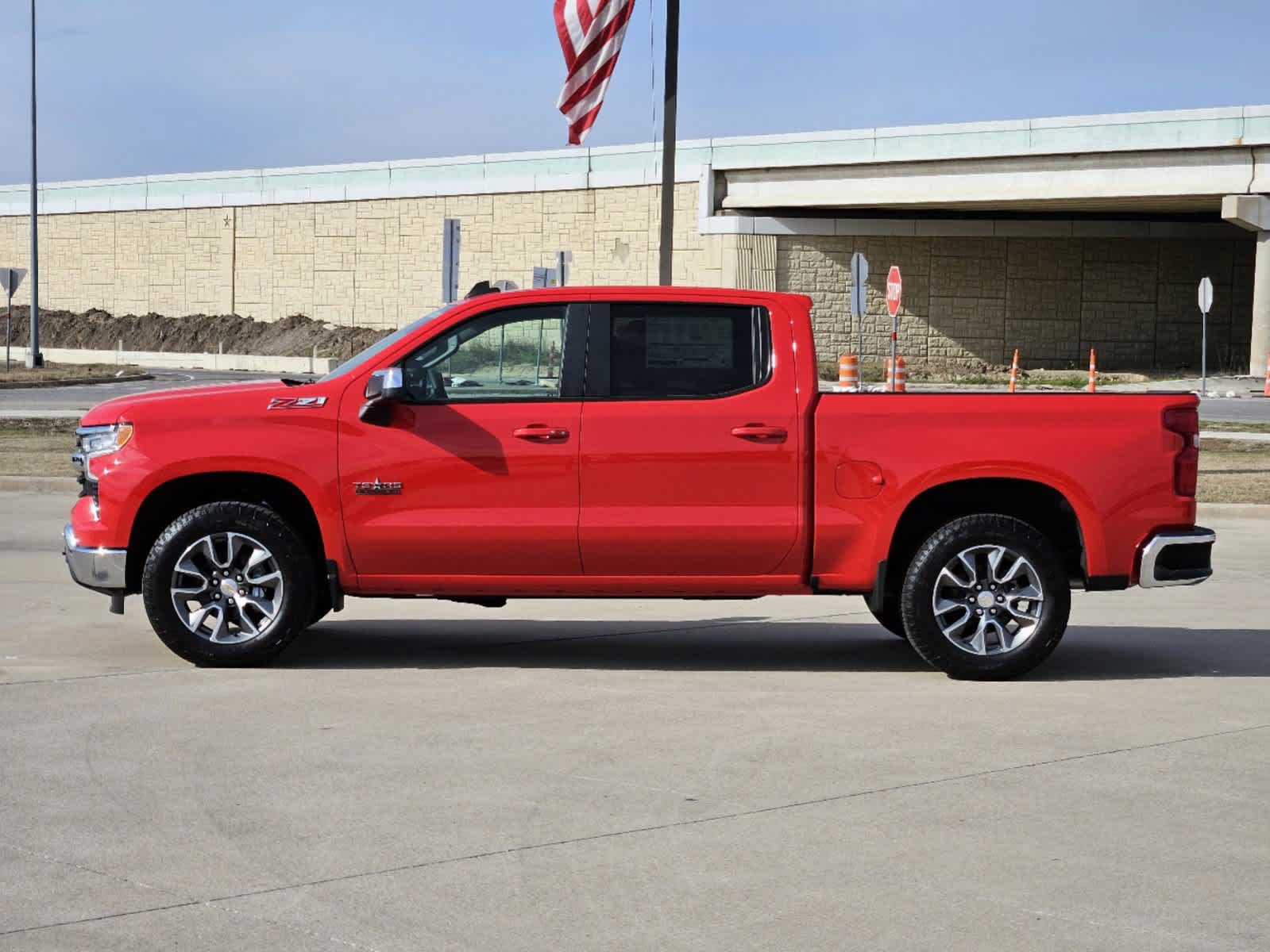 2025 Chevrolet Silverado 1500 LT 5