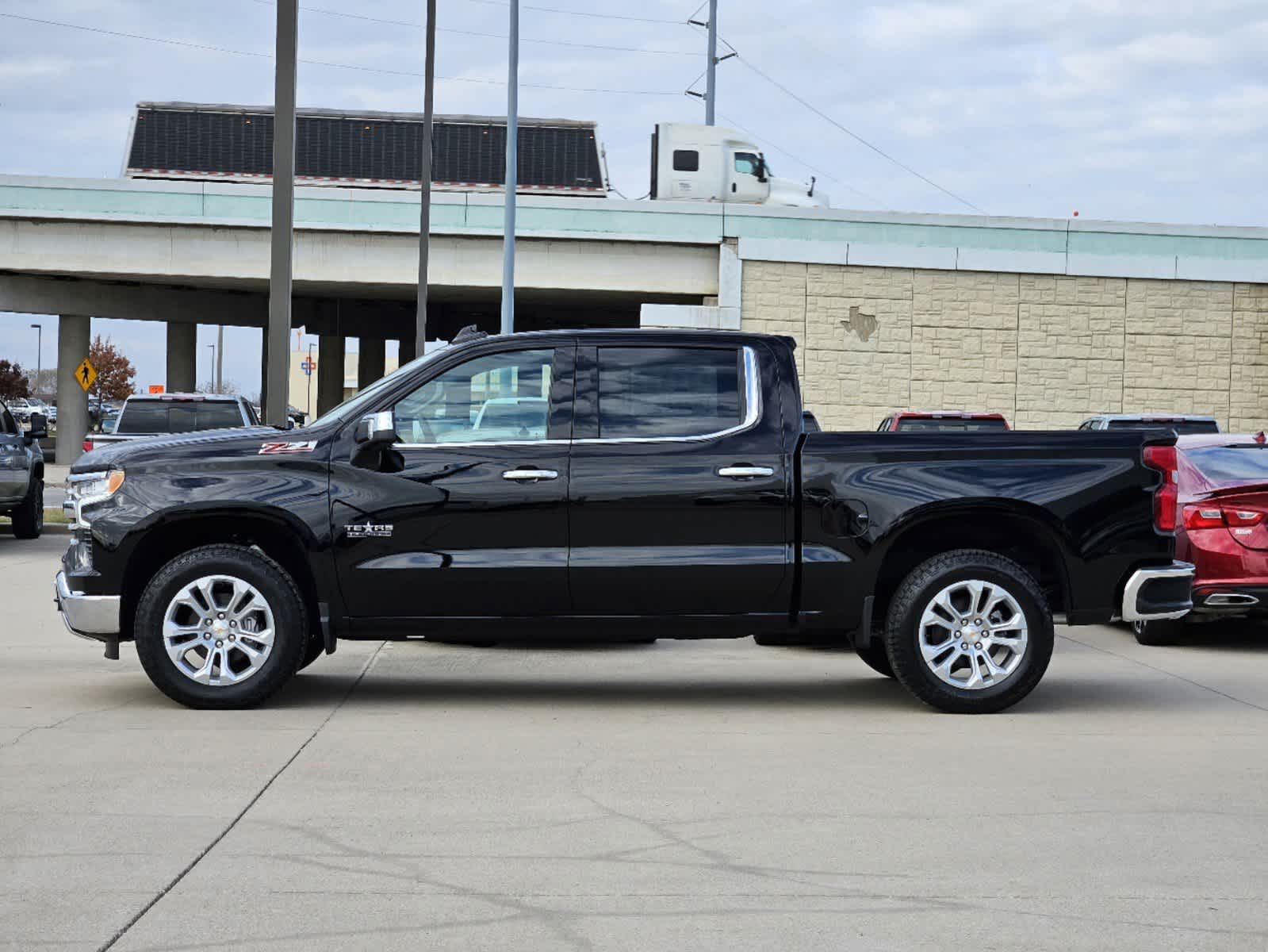 2025 Chevrolet Silverado 1500 LTZ 4WD Crew Cab 147 5