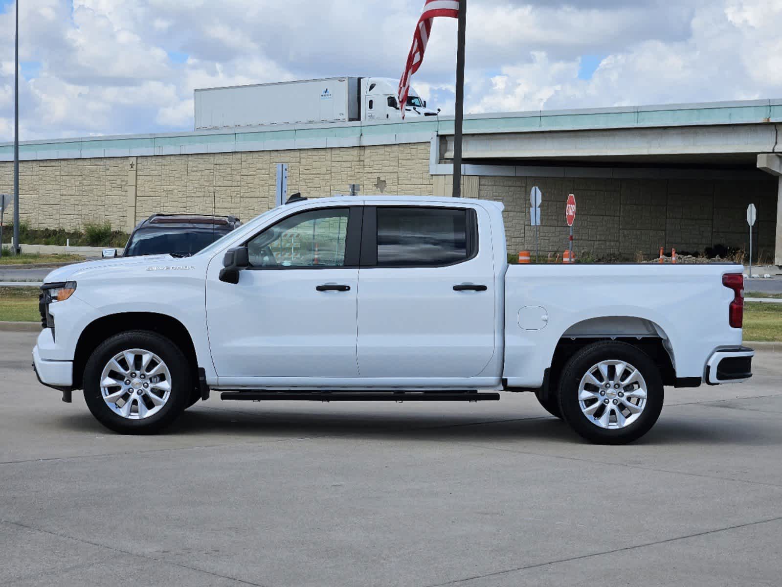 2024 Chevrolet Silverado 1500 Custom 2WD Crew Cab 147 5