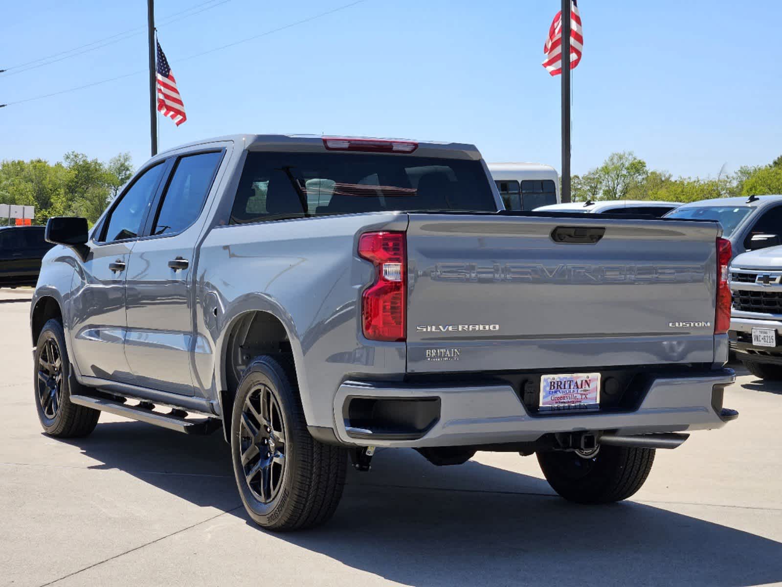 2024 Chevrolet Silverado 1500 Custom 2WD Crew Cab 147 3