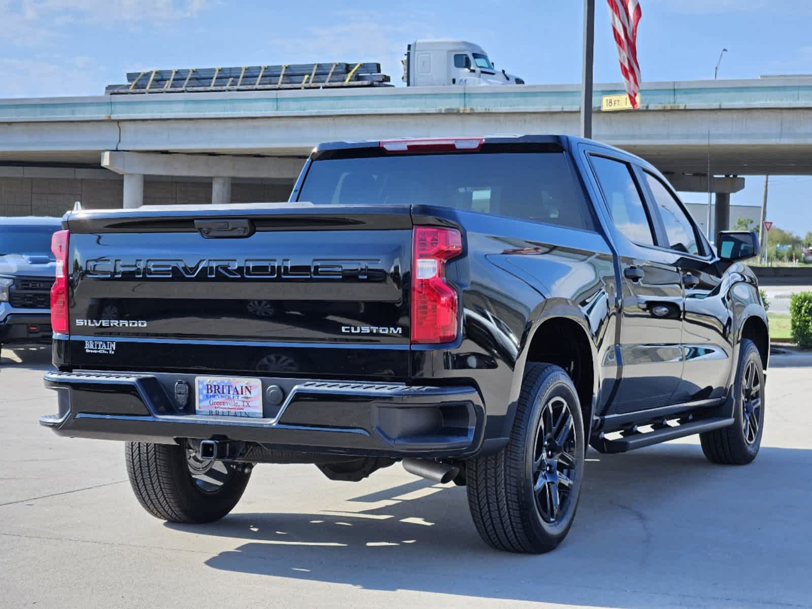 2024 Chevrolet Silverado 1500 Custom 2WD Crew Cab 147 4