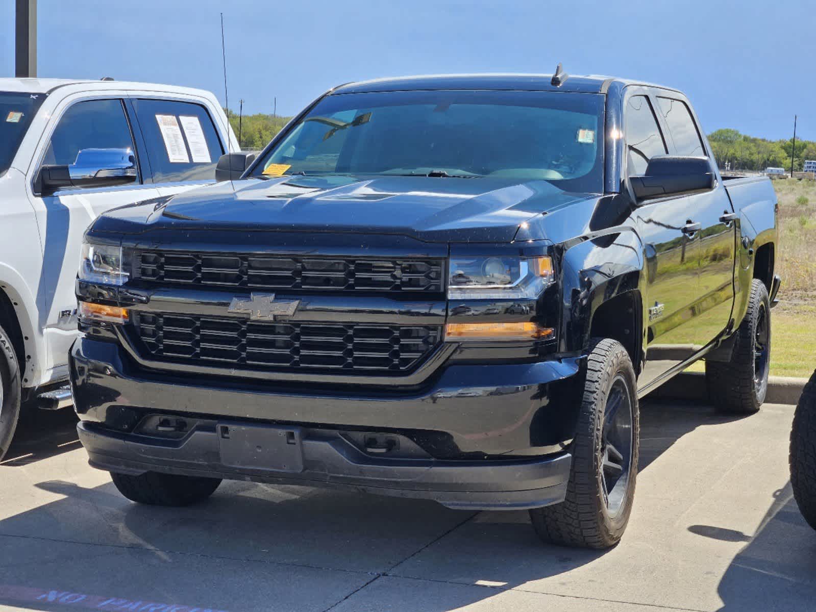 2018 Chevrolet Silverado 1500 Custom 2WD Crew Cab 143.5 2