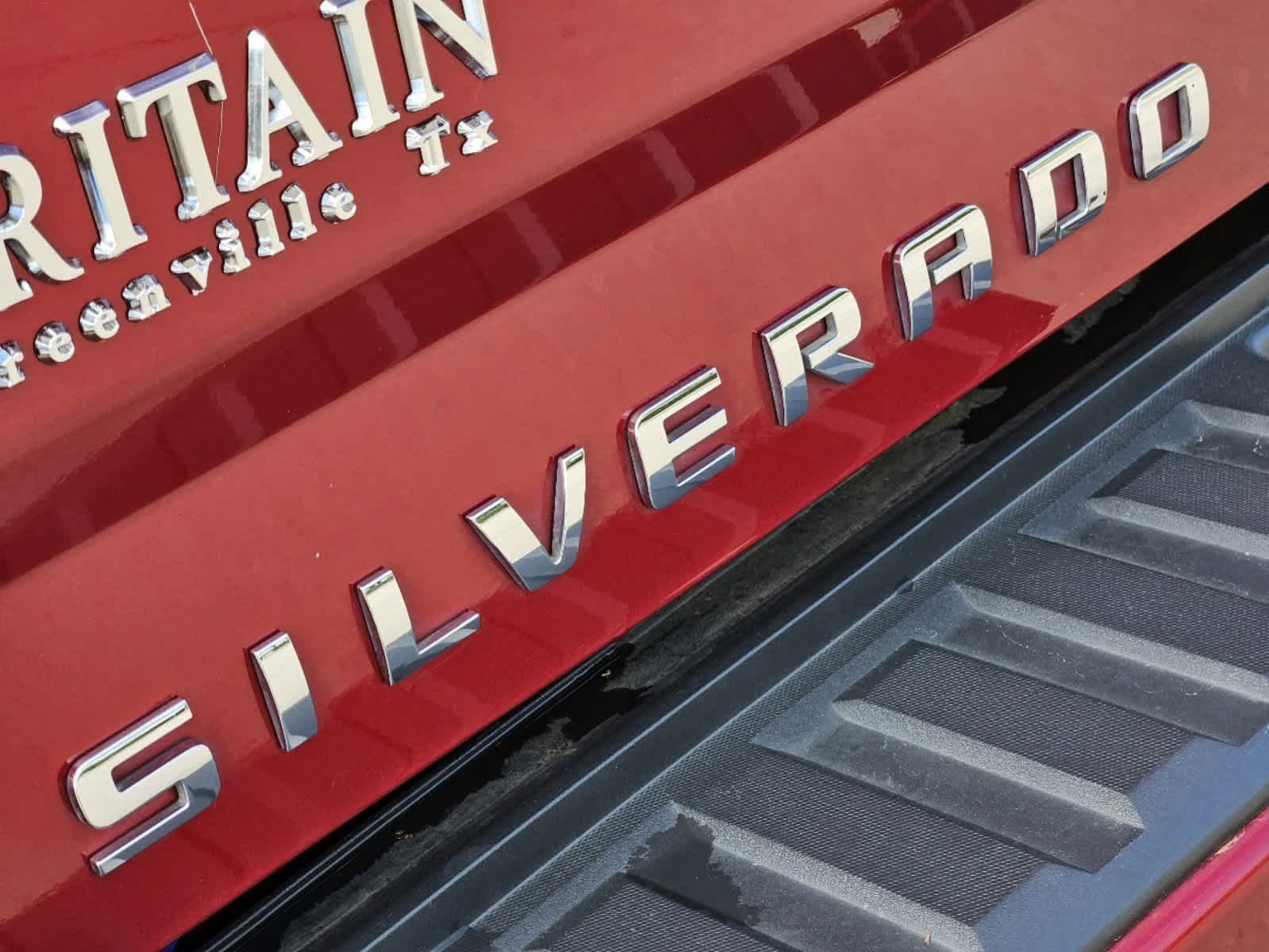2018 Chevrolet Silverado 1500 High Country 2WD Crew Cab 143.5 9
