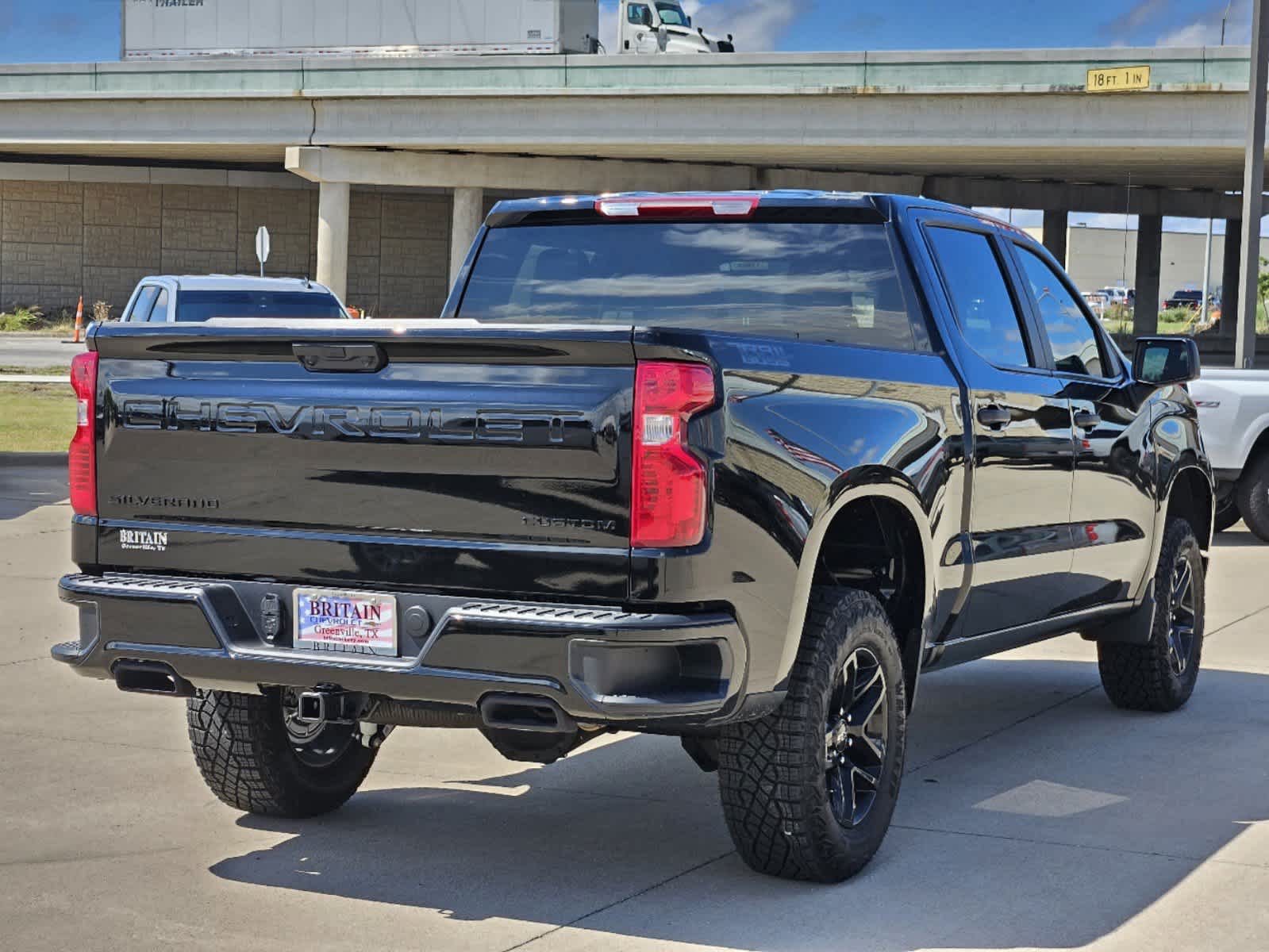 2024 Chevrolet Silverado 1500 Custom Trail Boss 4WD Crew Cab 147 4