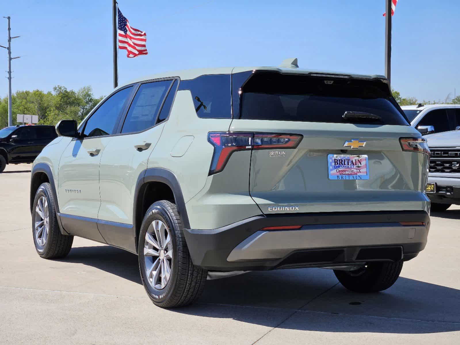 2025 Chevrolet Equinox FWD LT 3