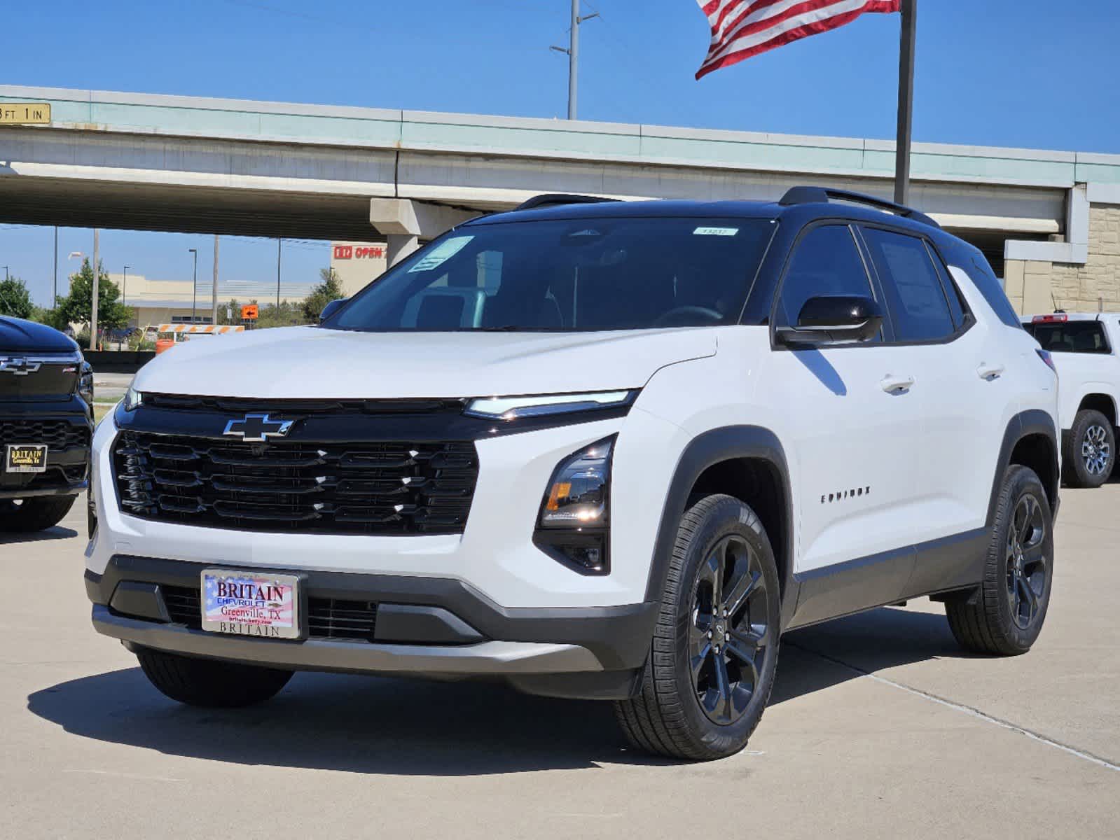 2025 Chevrolet Equinox FWD LT 2