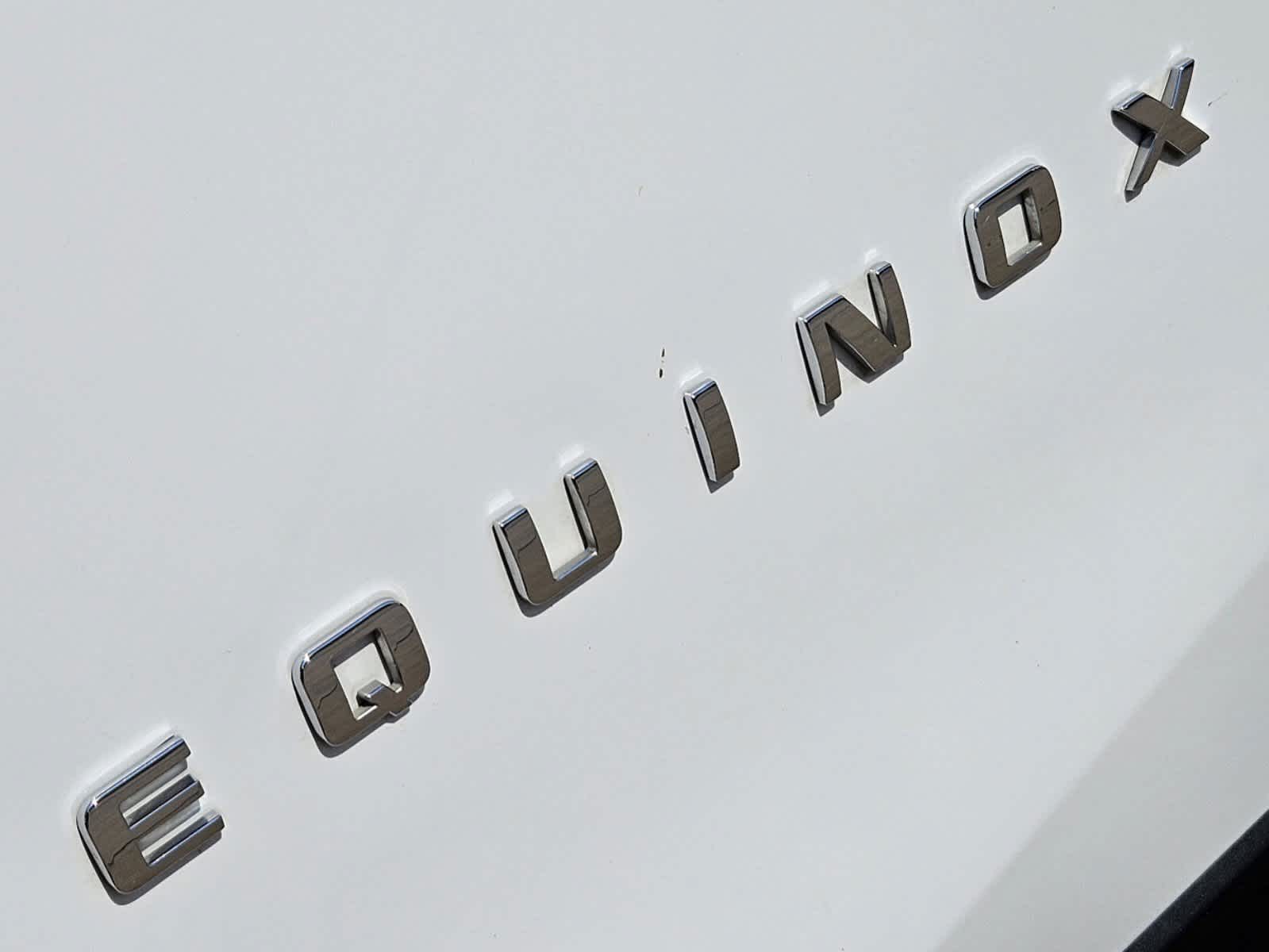 2023 Chevrolet Equinox Premier 8