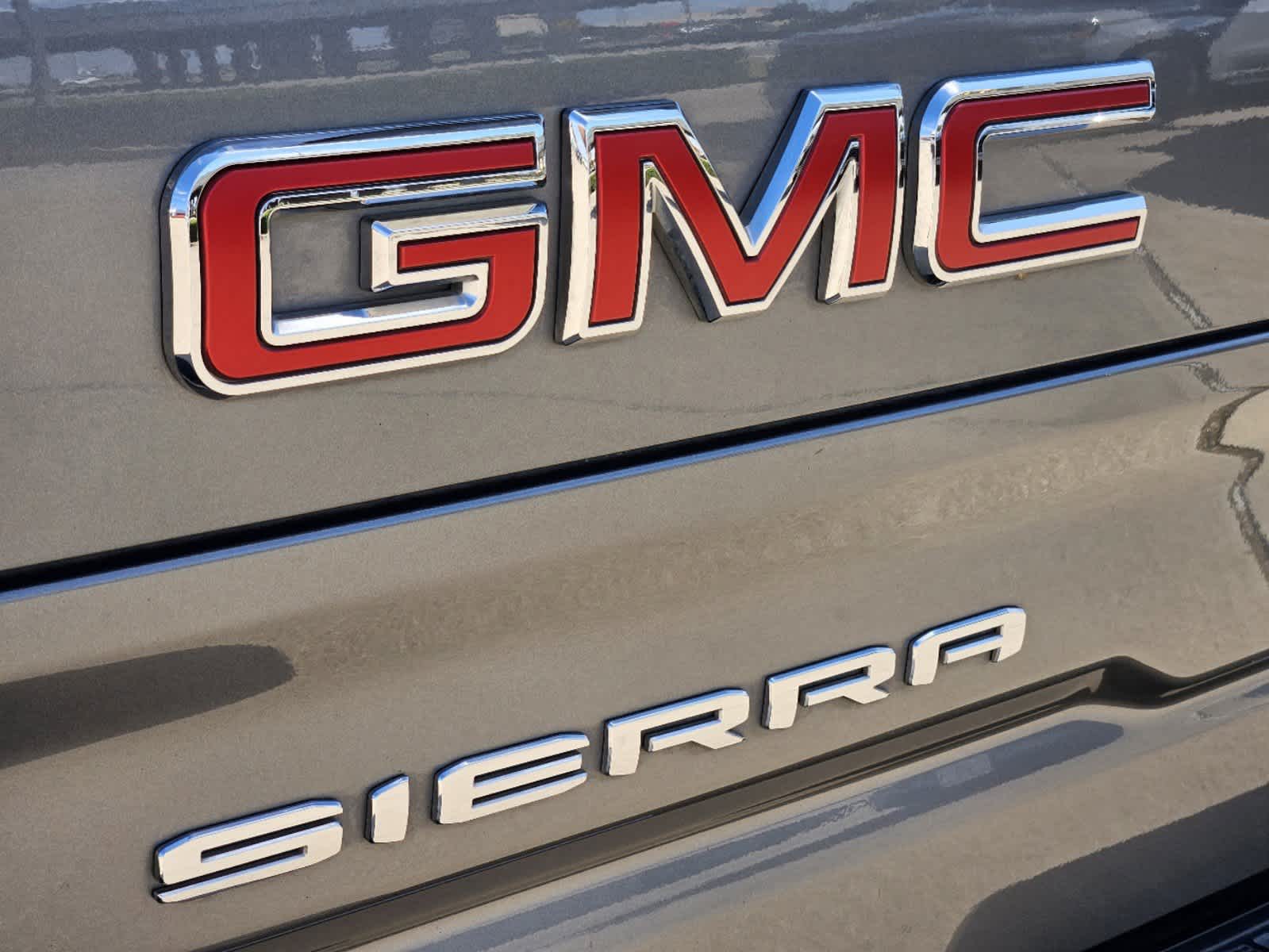 2022 GMC Sierra 1500 Limited AT4 4WD Crew Cab 147 10