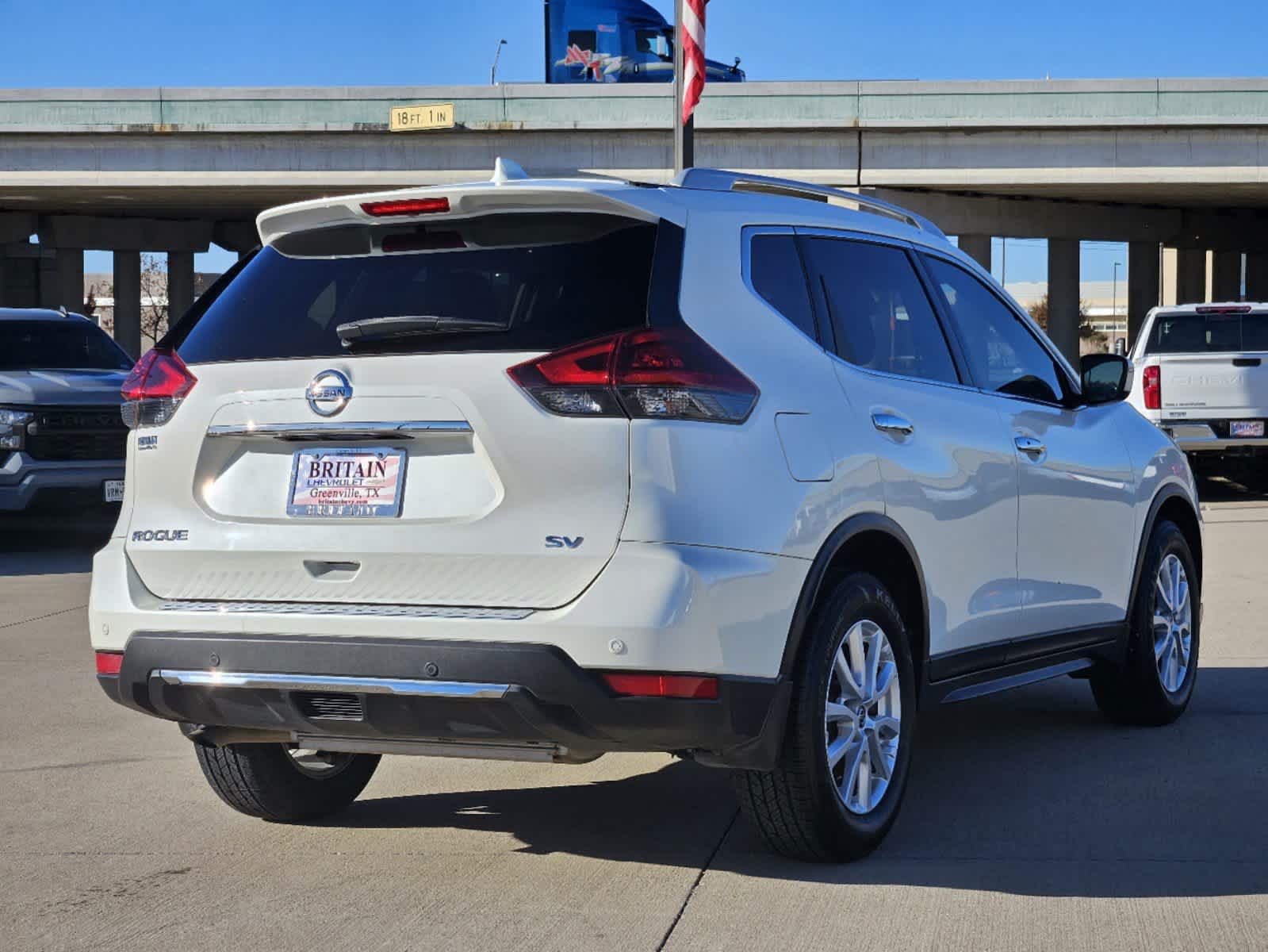 2020 Nissan Rogue SV 6