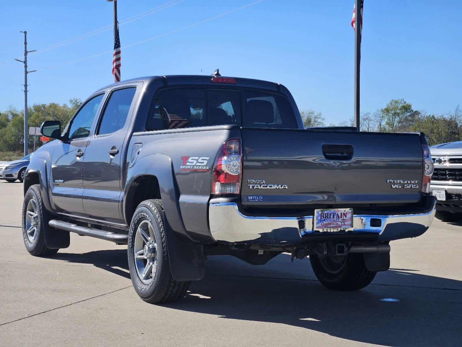 2014 Toyota Tacoma PreRunner 2WD Double Cab V6 AT 4