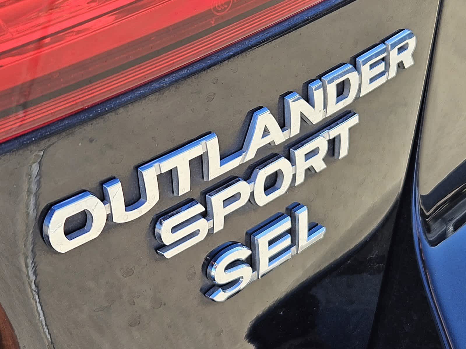 2018 Mitsubishi Outlander Sport SEL 2.4 9